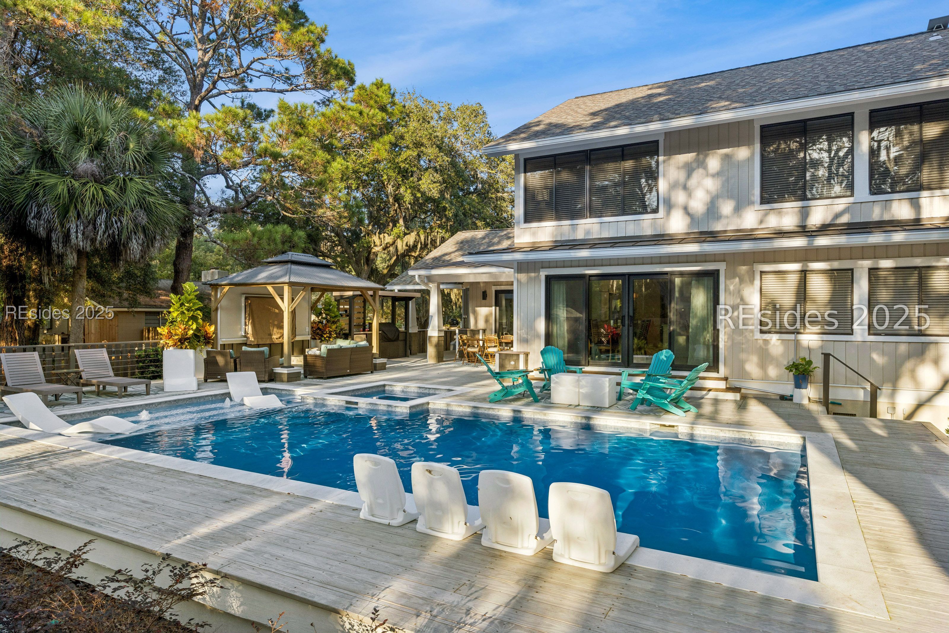 1 Firethorn Lane