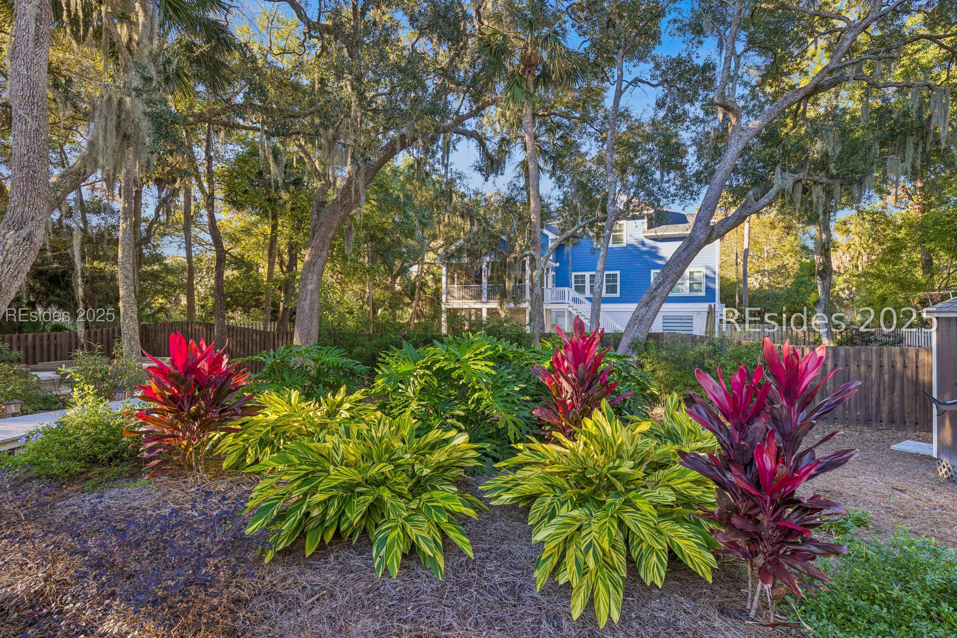 1 Firethorn Lane