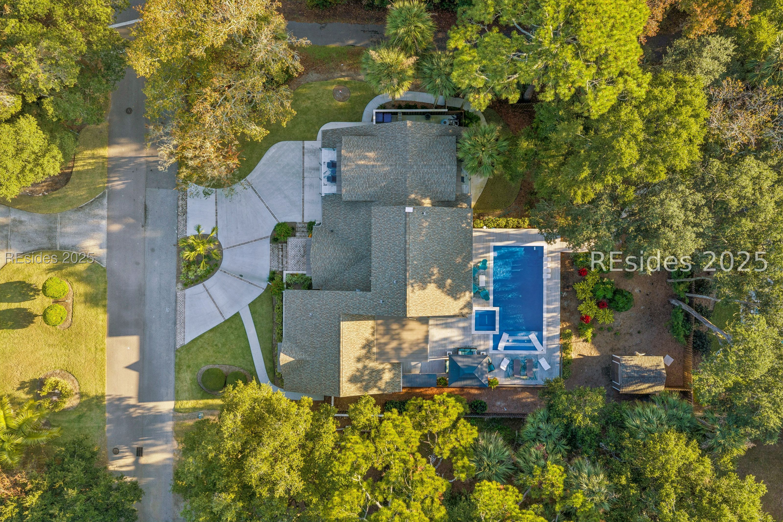 1 Firethorn Lane