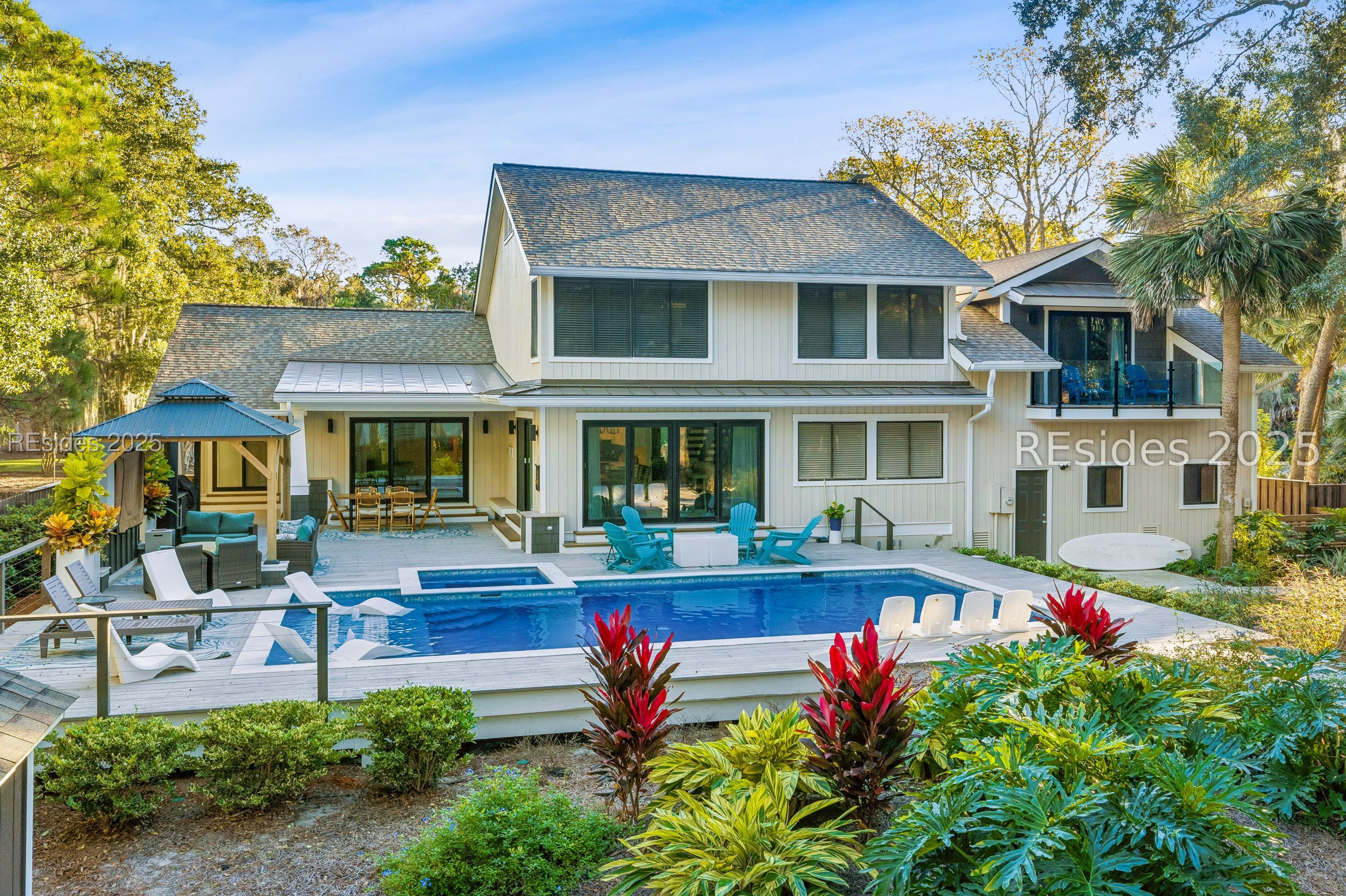 1 Firethorn Lane