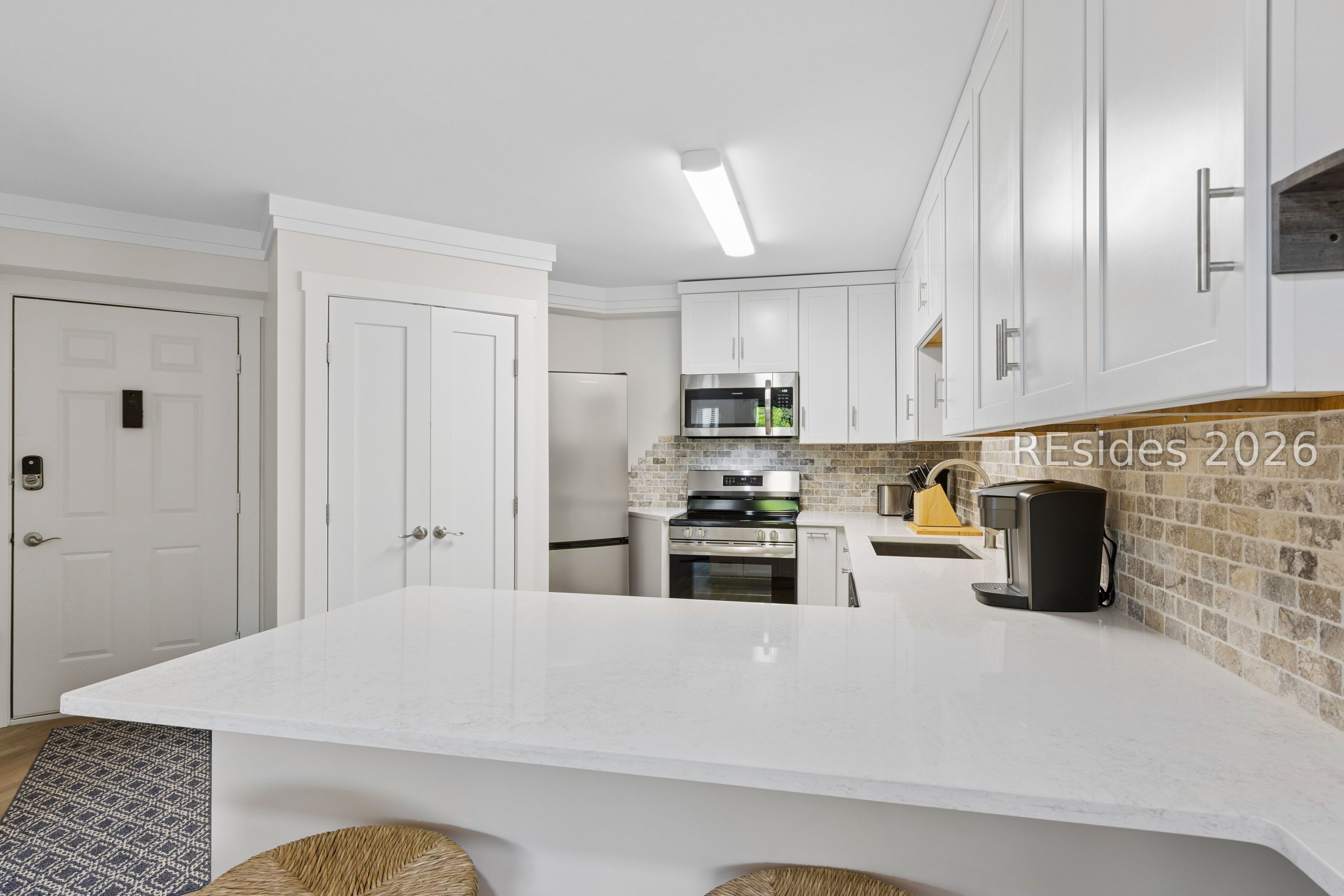 10 Lemoyne Avenue Unit: 414