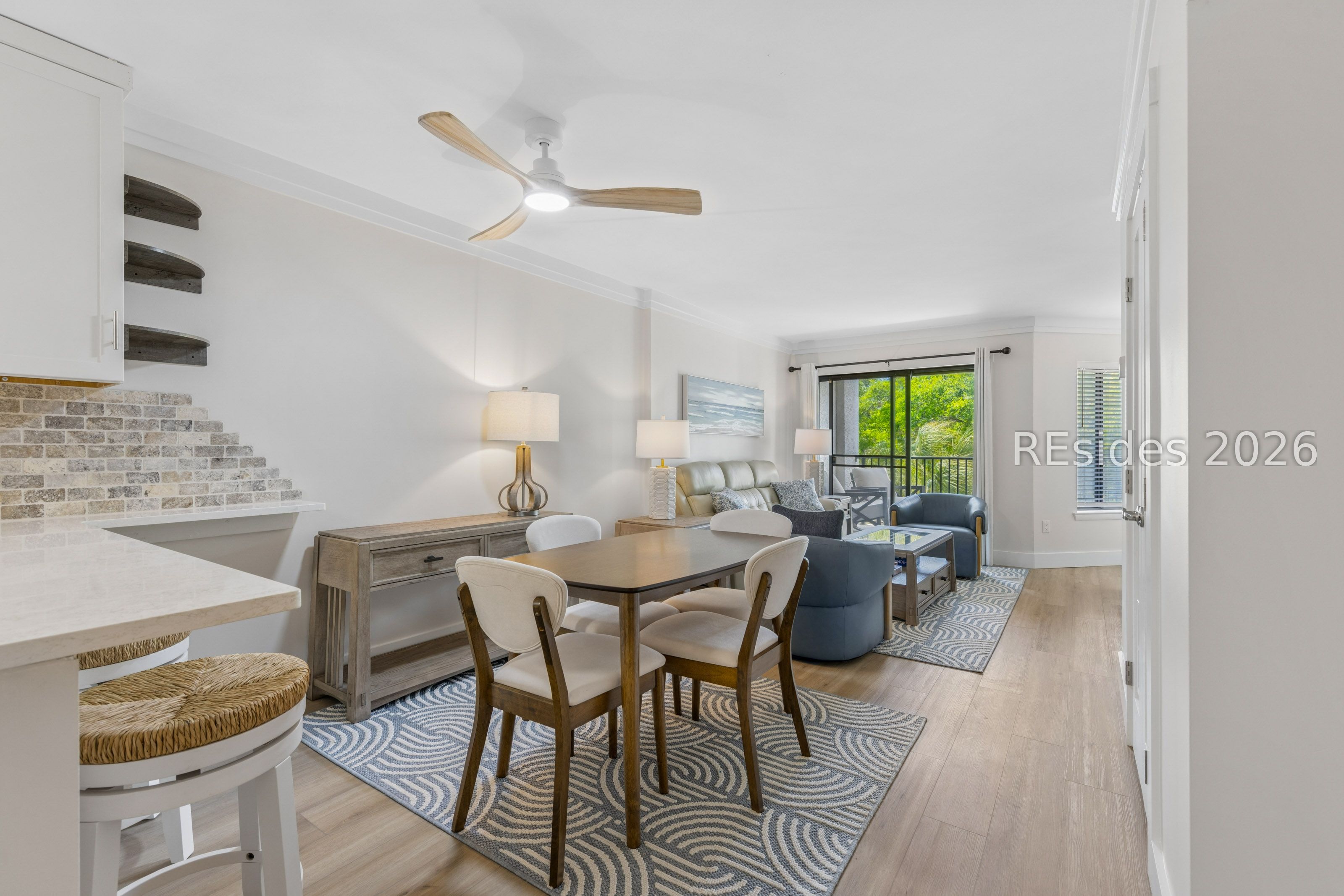 10 Lemoyne Avenue Unit: 414