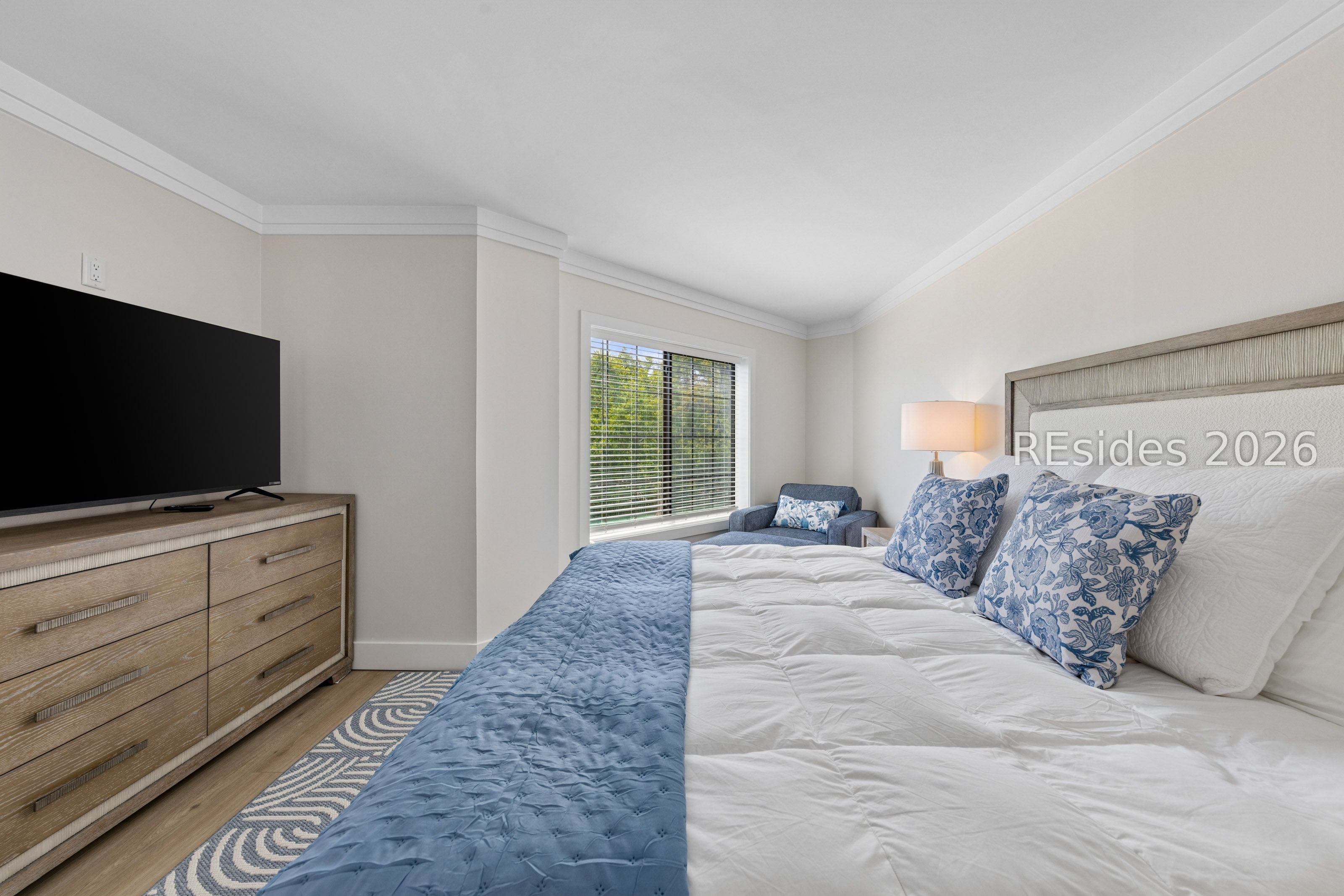 10 Lemoyne Avenue Unit: 414