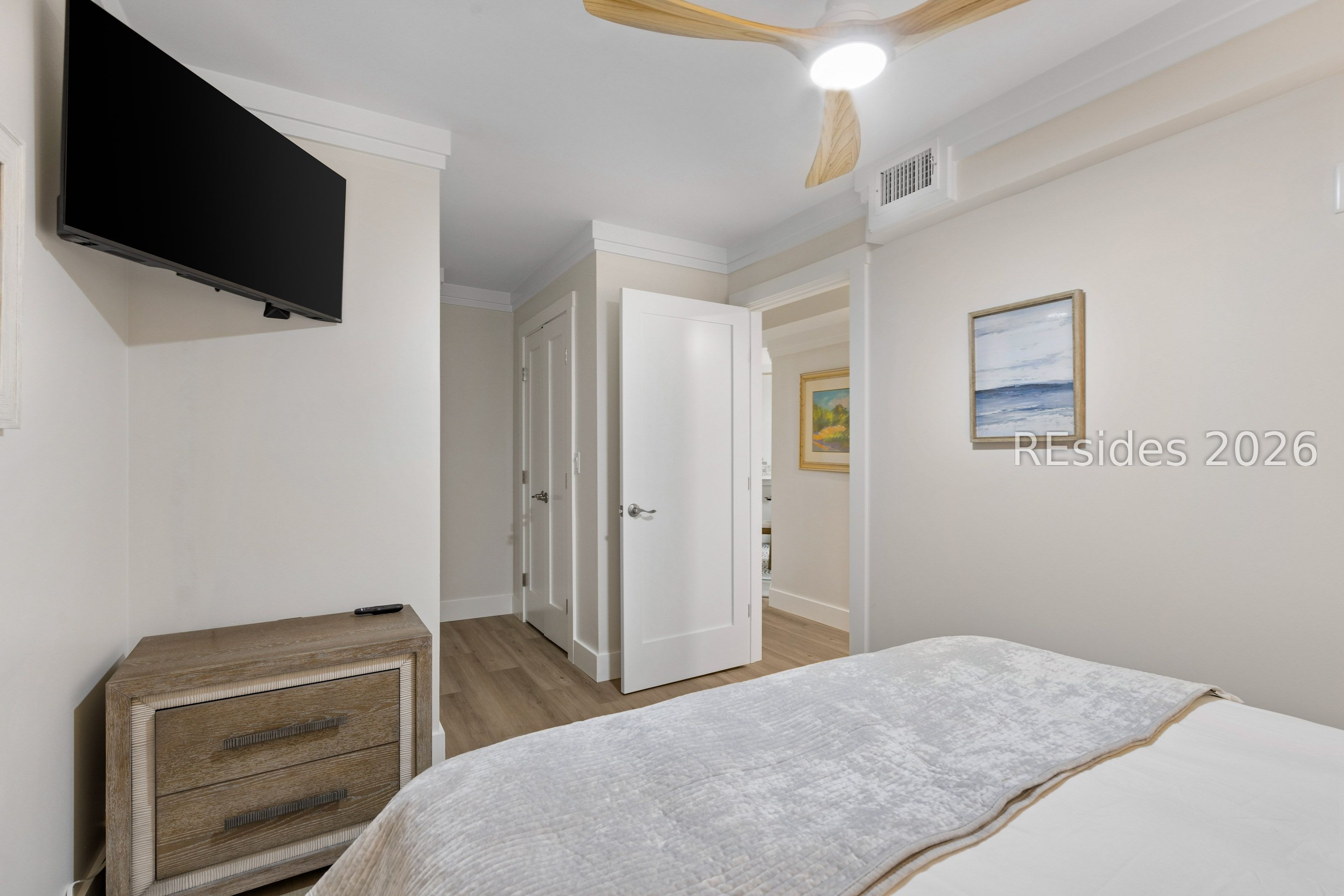 10 Lemoyne Avenue Unit: 414