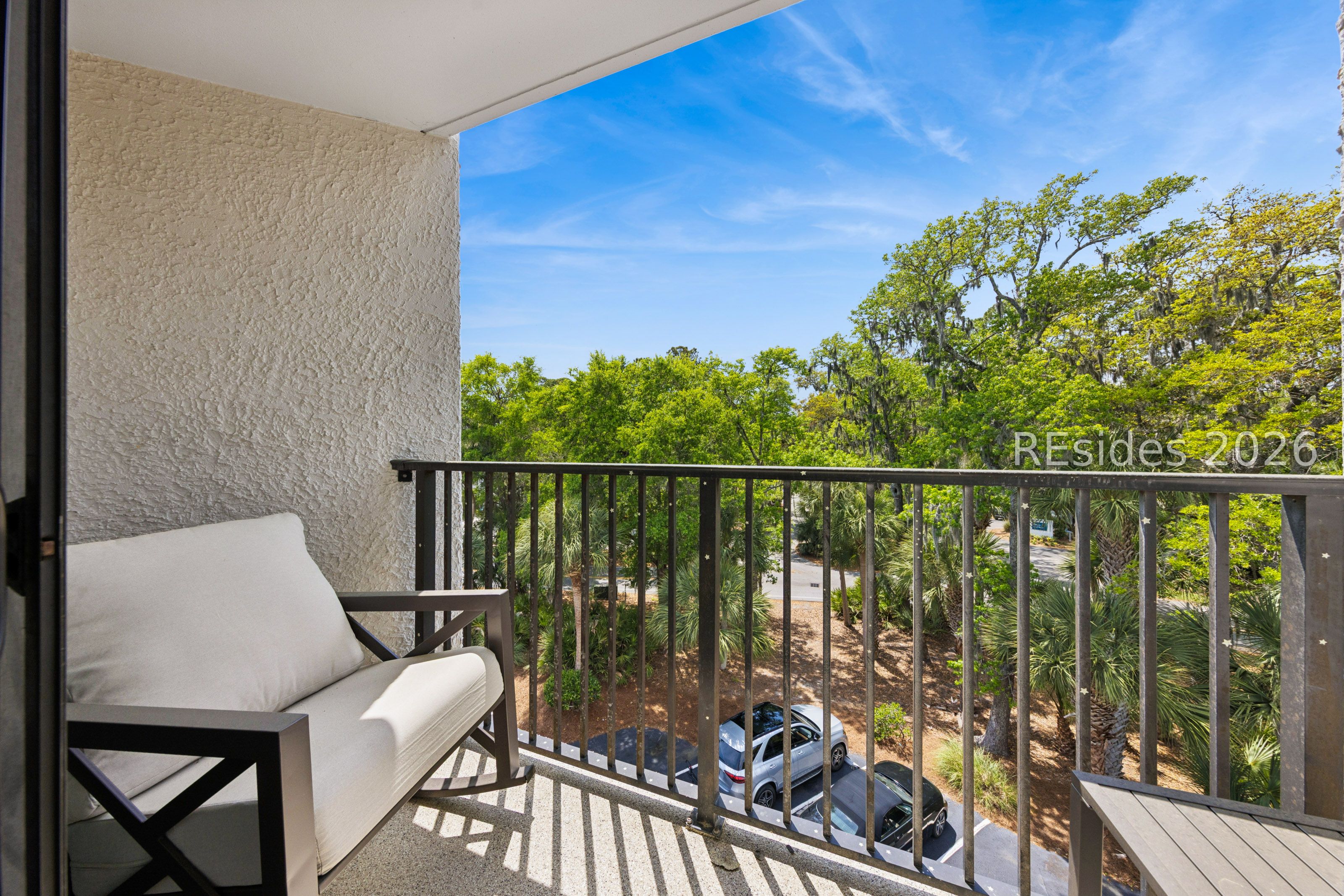 10 Lemoyne Avenue Unit: 414
