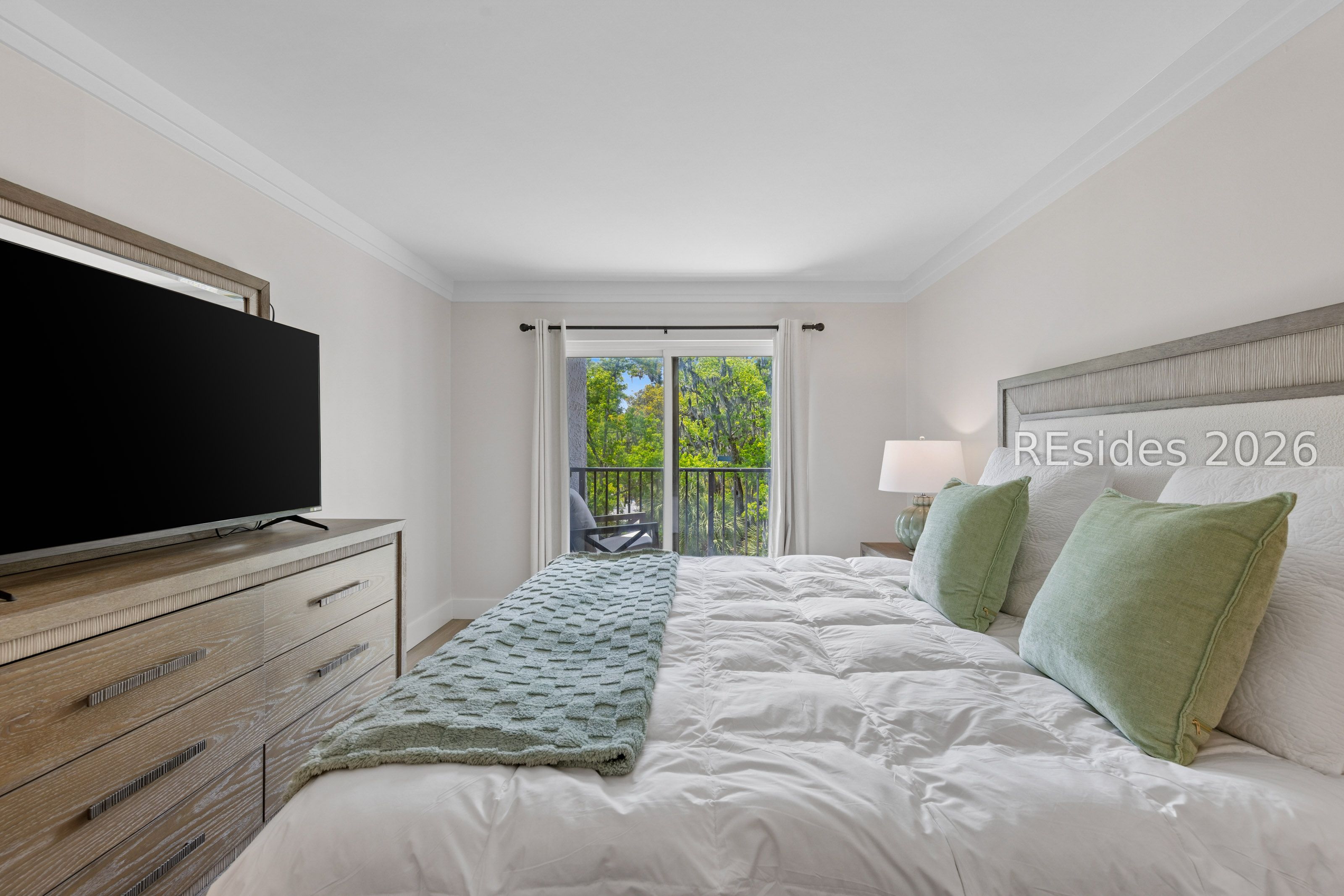 10 Lemoyne Avenue Unit: 414