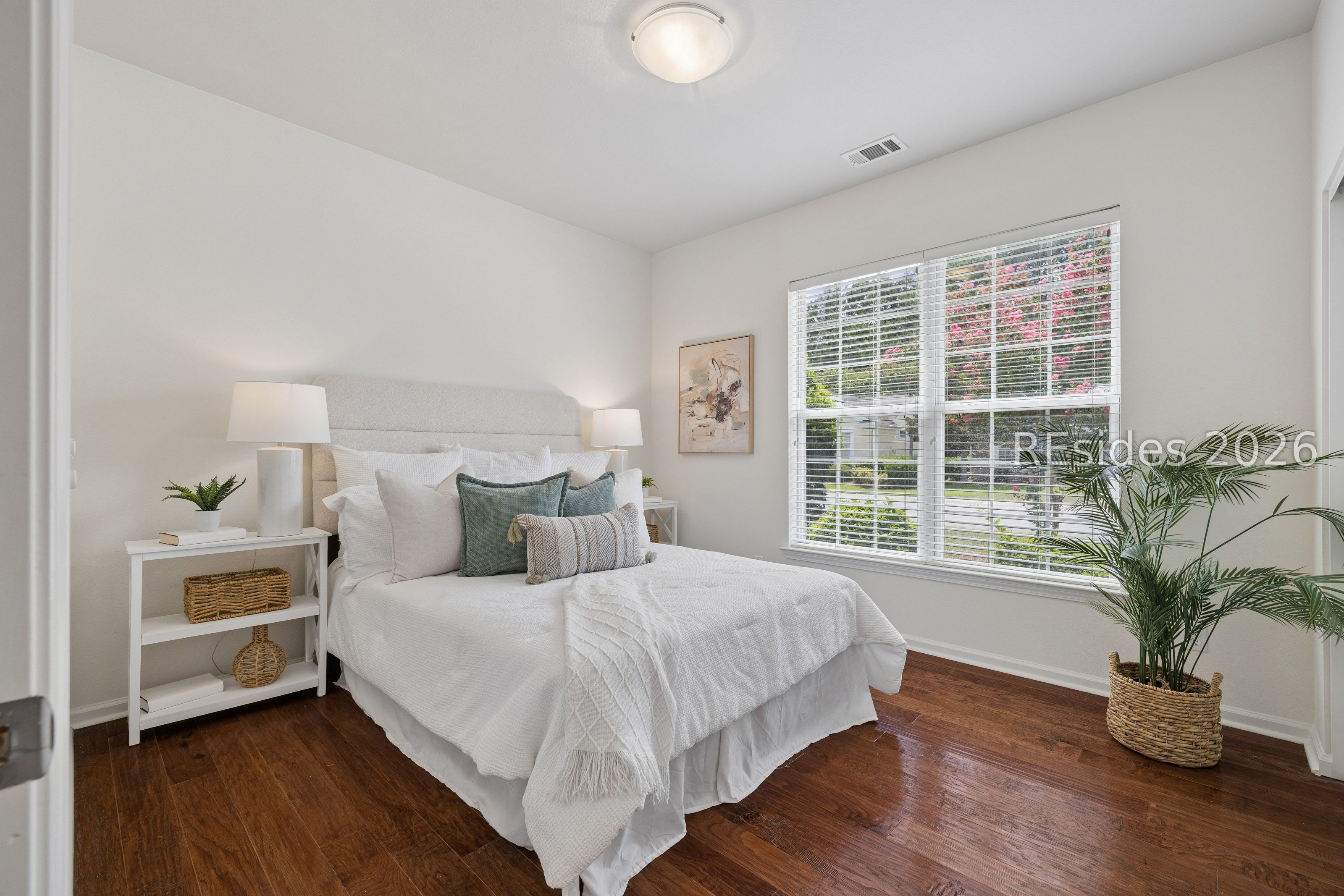 11 Seaford Place