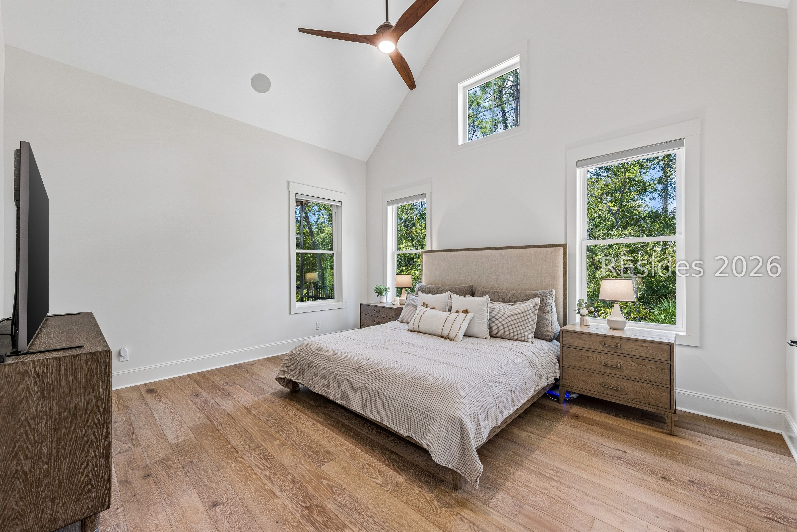 10 Fox Lane