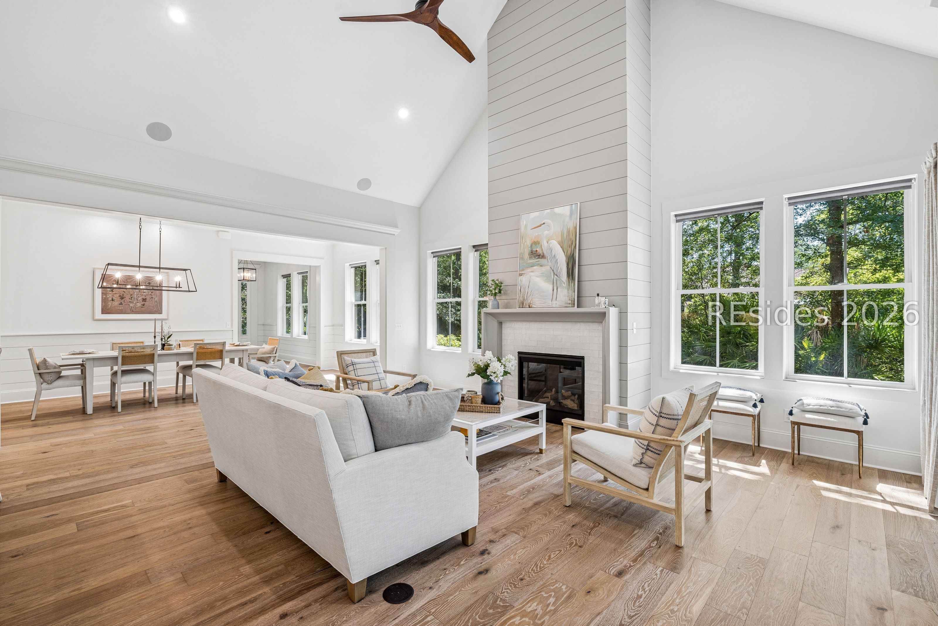 10 Fox Lane