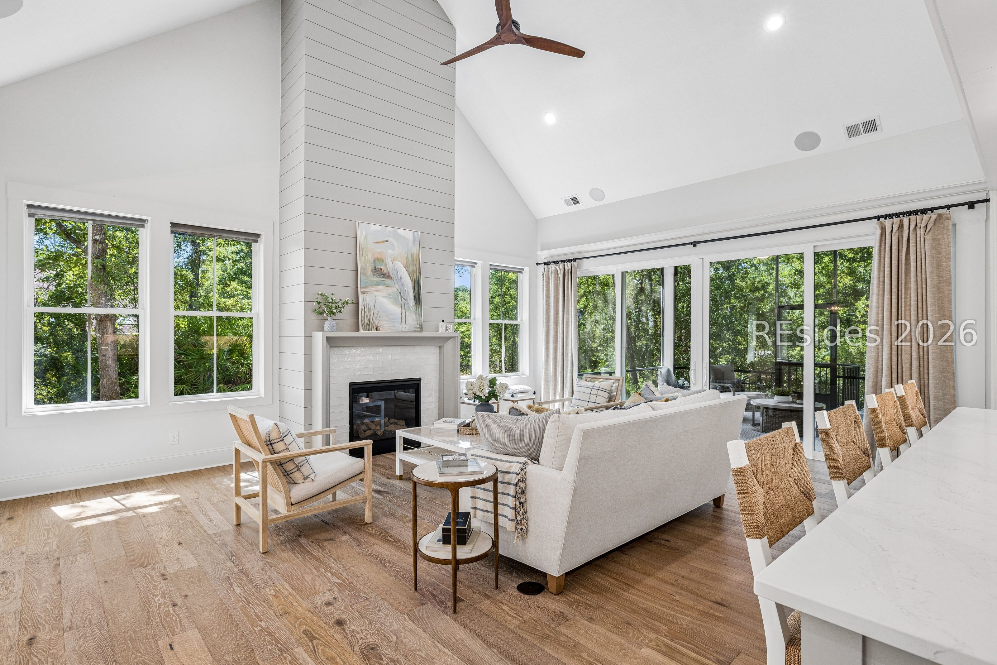 10 Fox Lane