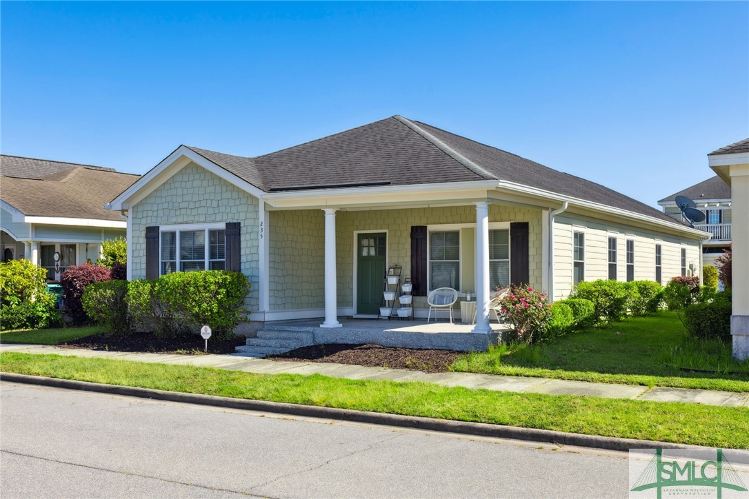235 Dogwood Circle