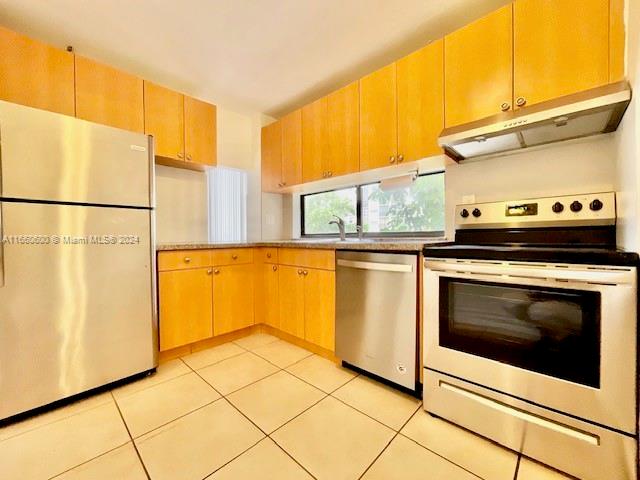 17011 N Bay Rd # 407