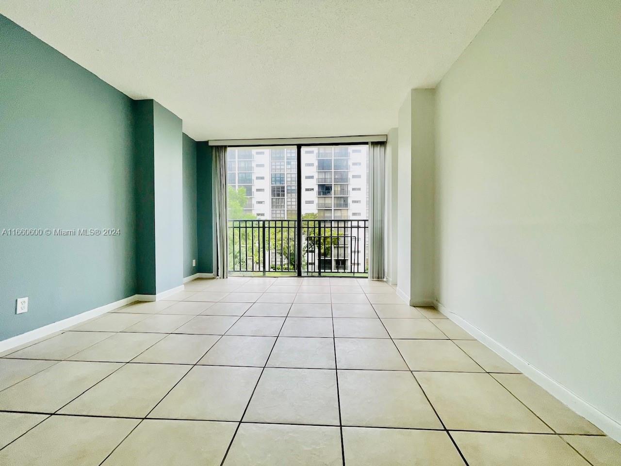 17011 N Bay Rd # 407