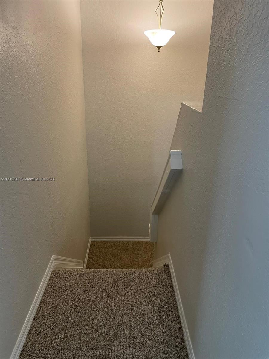 612 SW 7th ter # 612