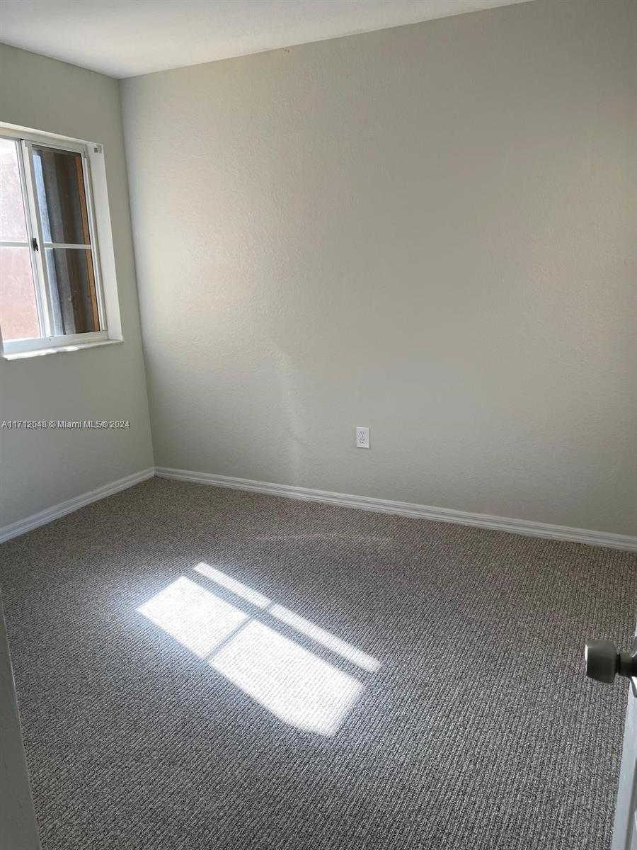 612 SW 7th ter # 612