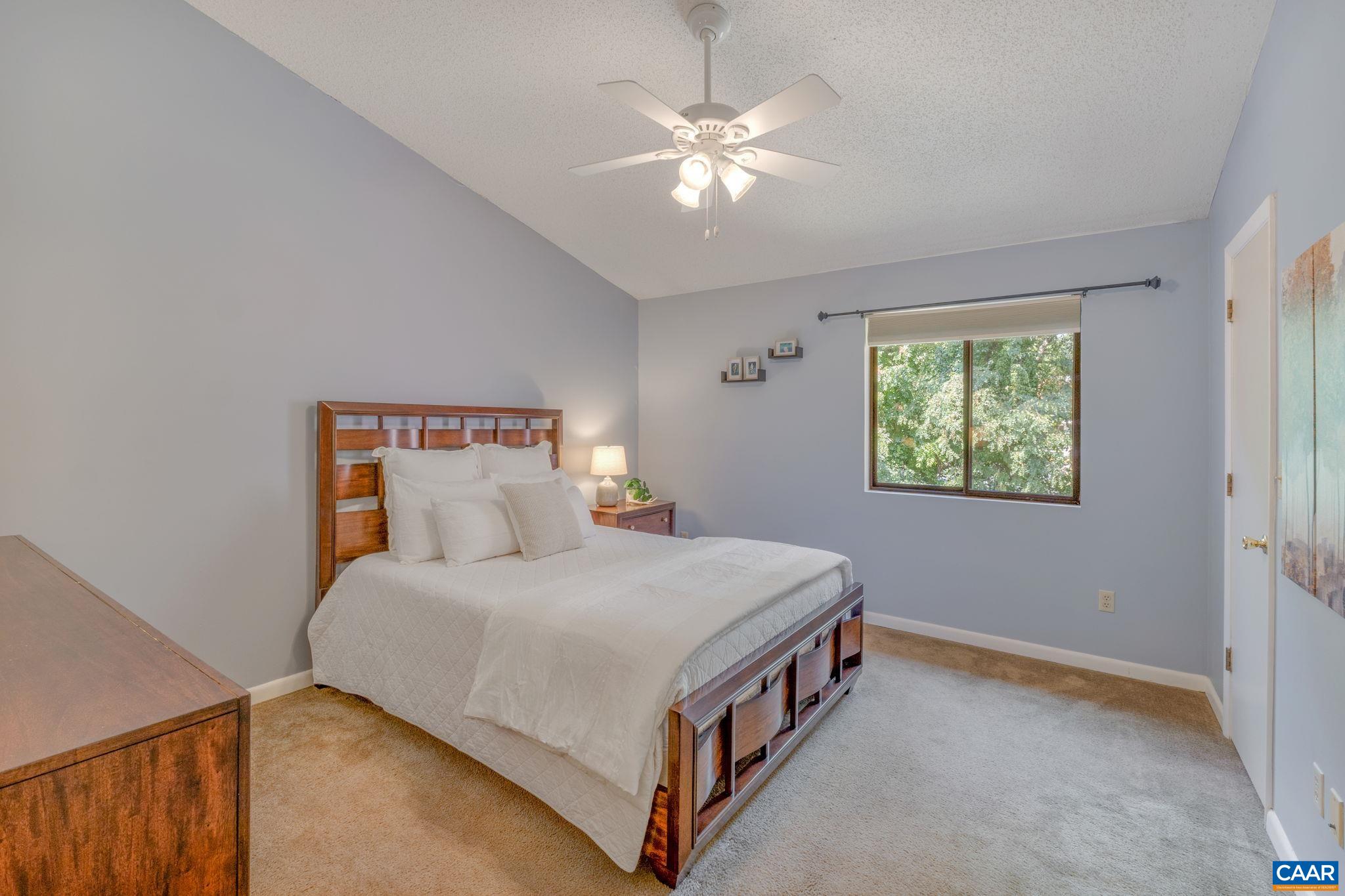 140 GREEN TURTLE LN Unit: 10