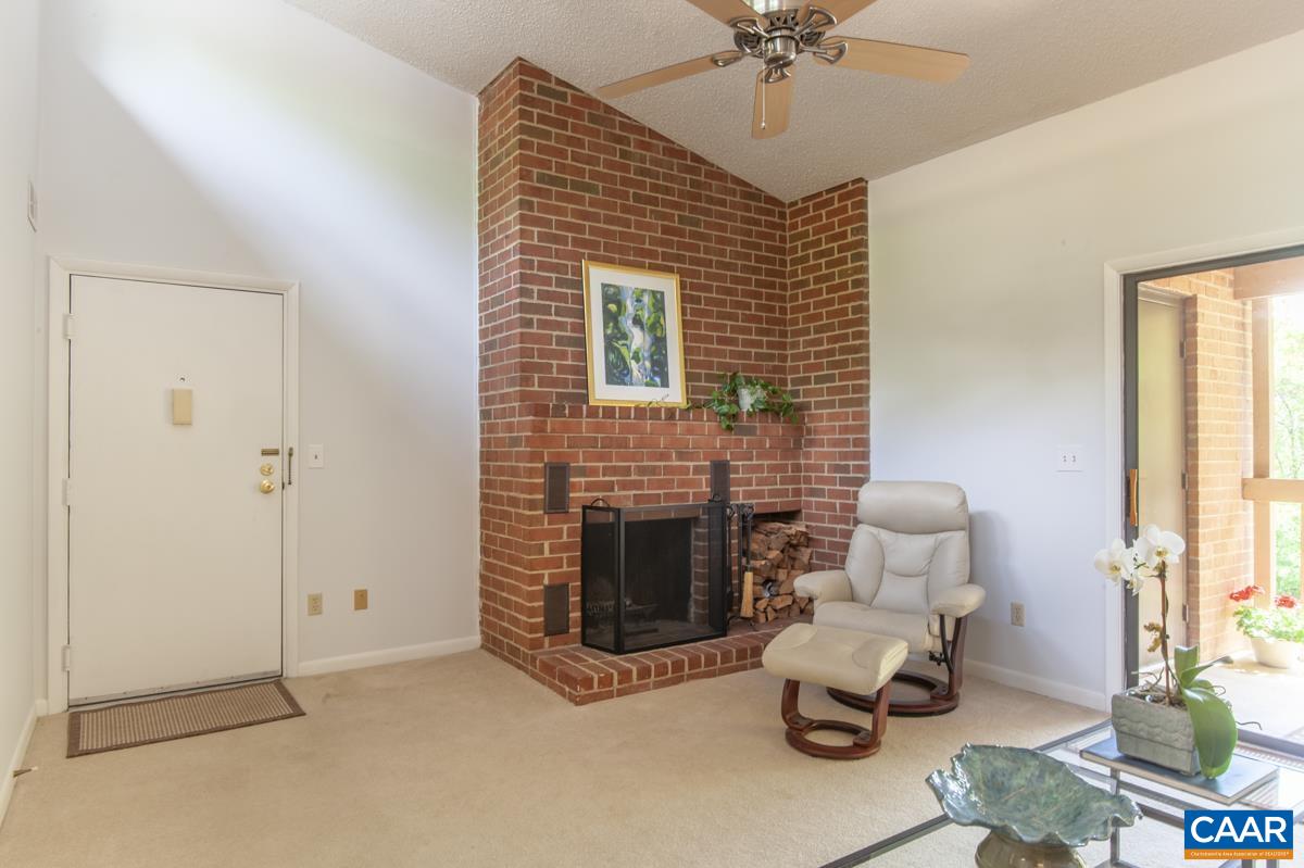 117 TURTLE CREEK RD Unit: 9