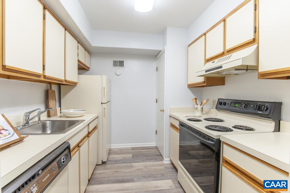 117 TURTLE CREEK RD Unit: 9