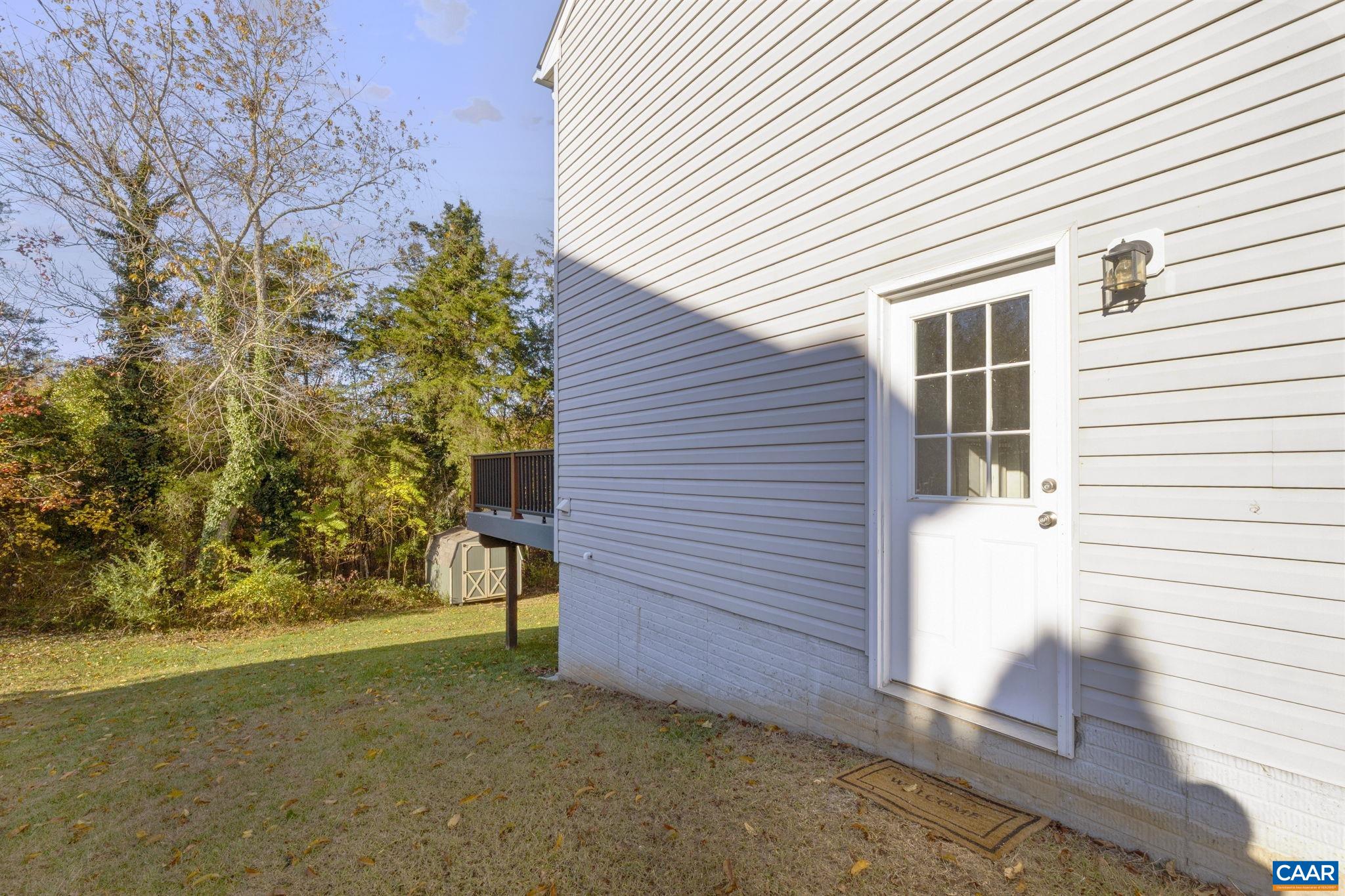 10137 SPRING DR