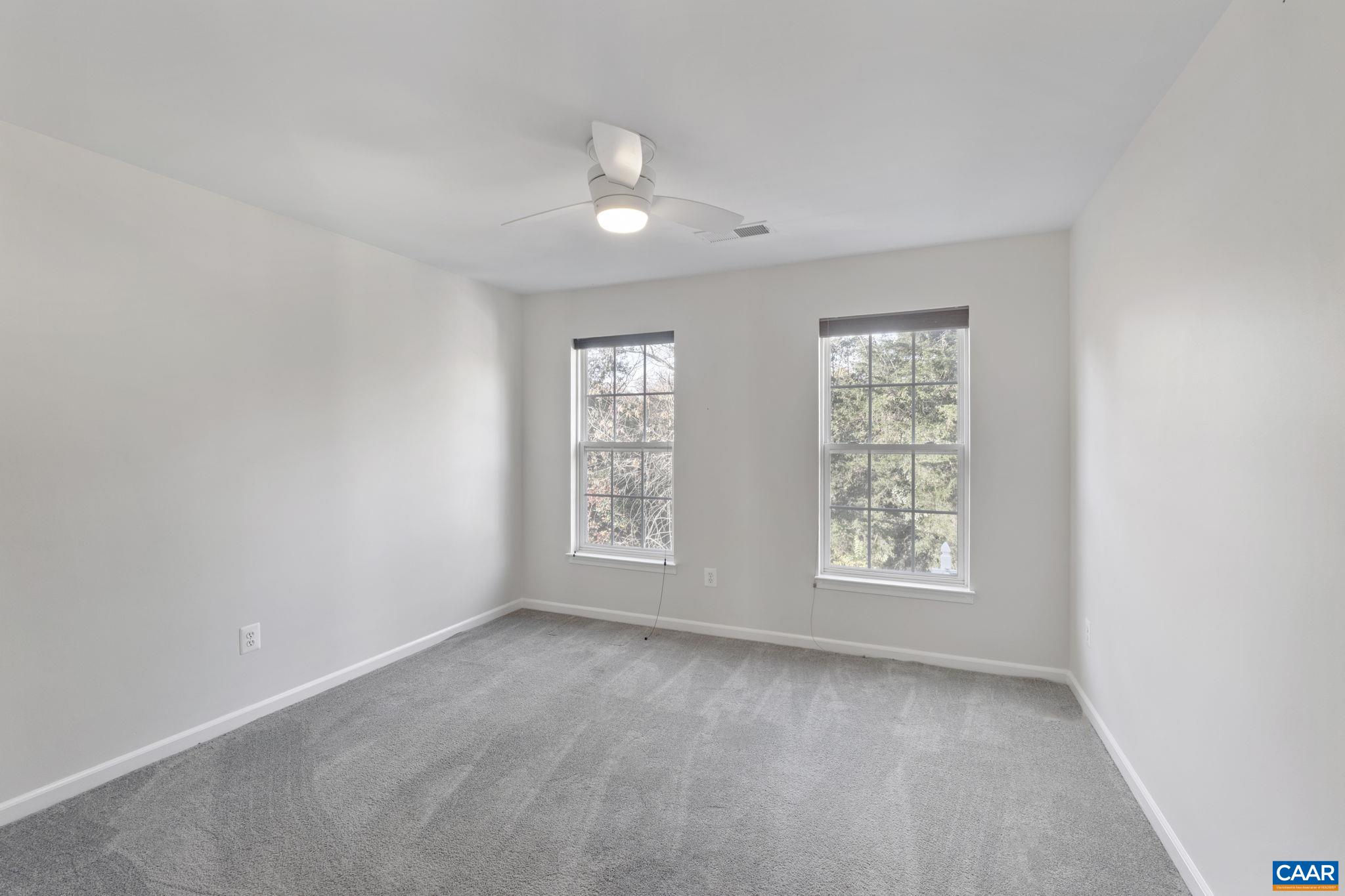 10137 SPRING DR