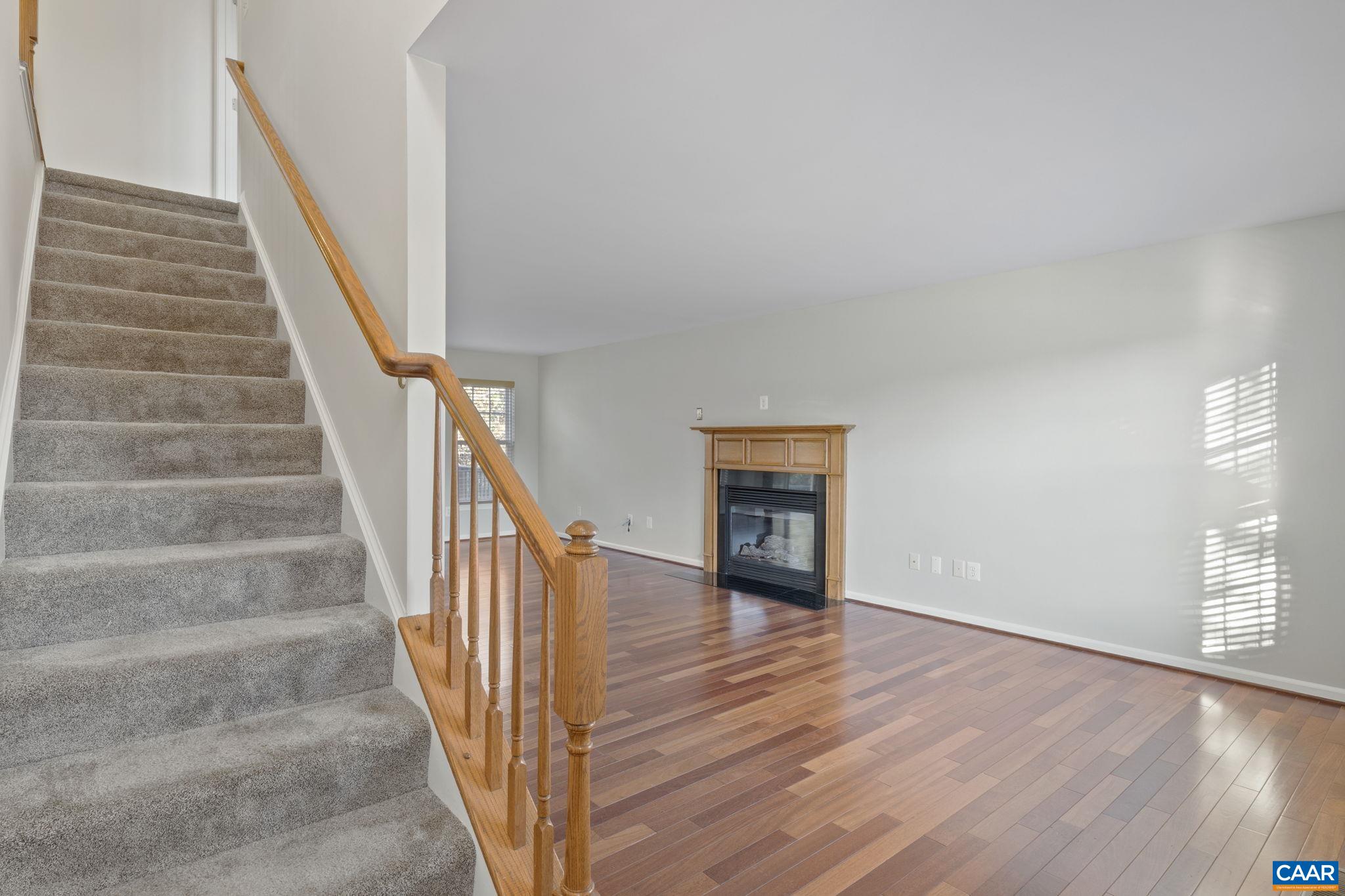 10137 SPRING DR