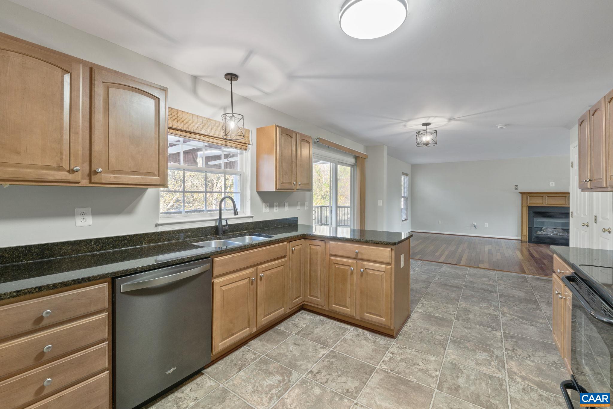 10137 SPRING DR