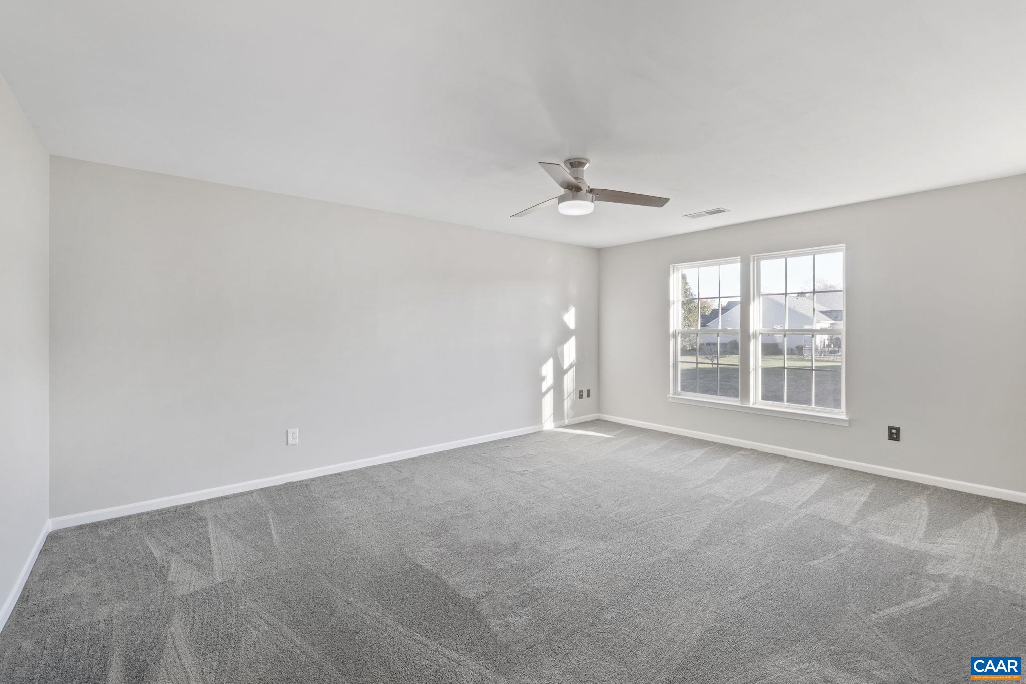10137 SPRING DR