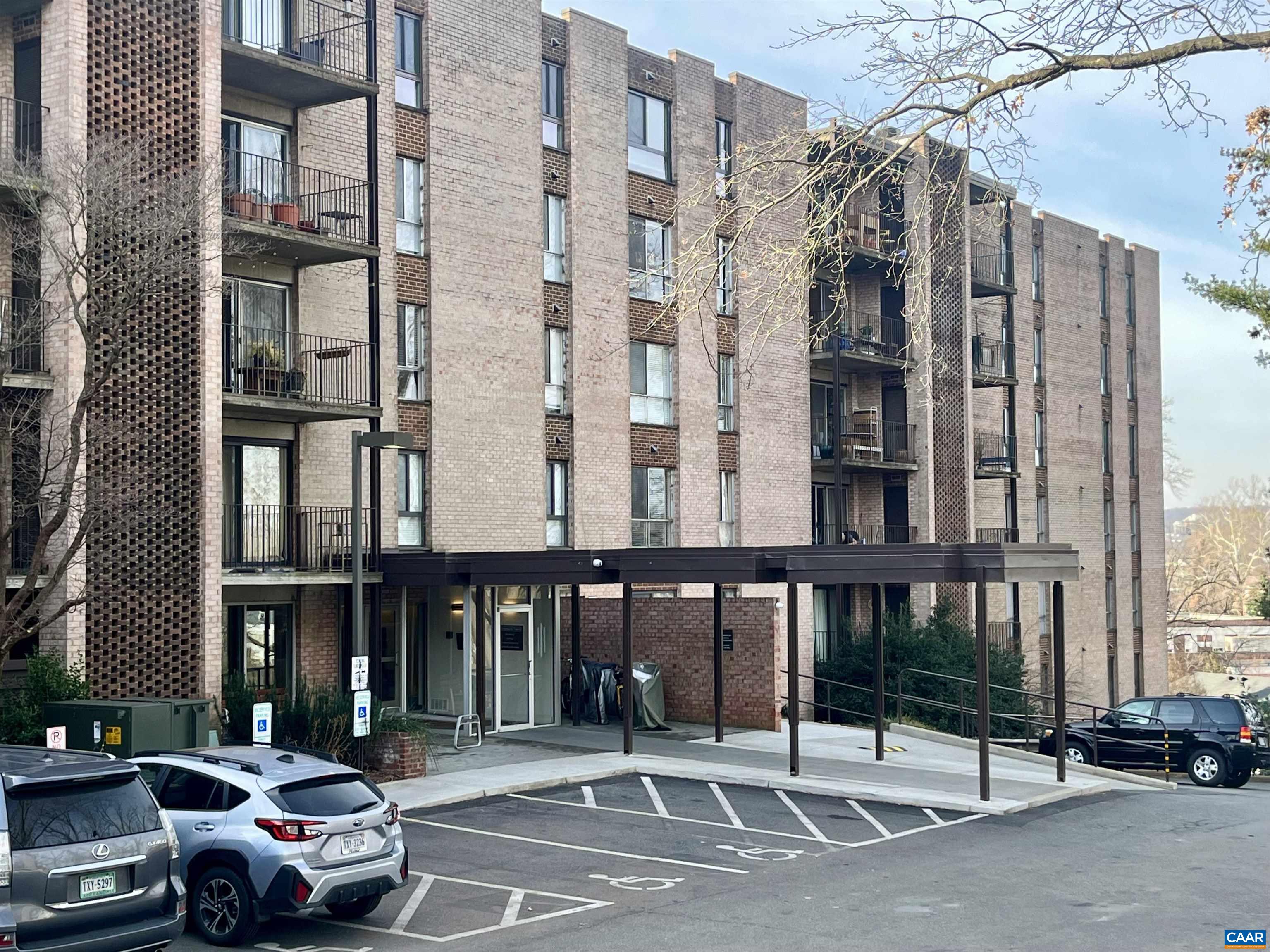 511 N FIRST ST Unit: 201