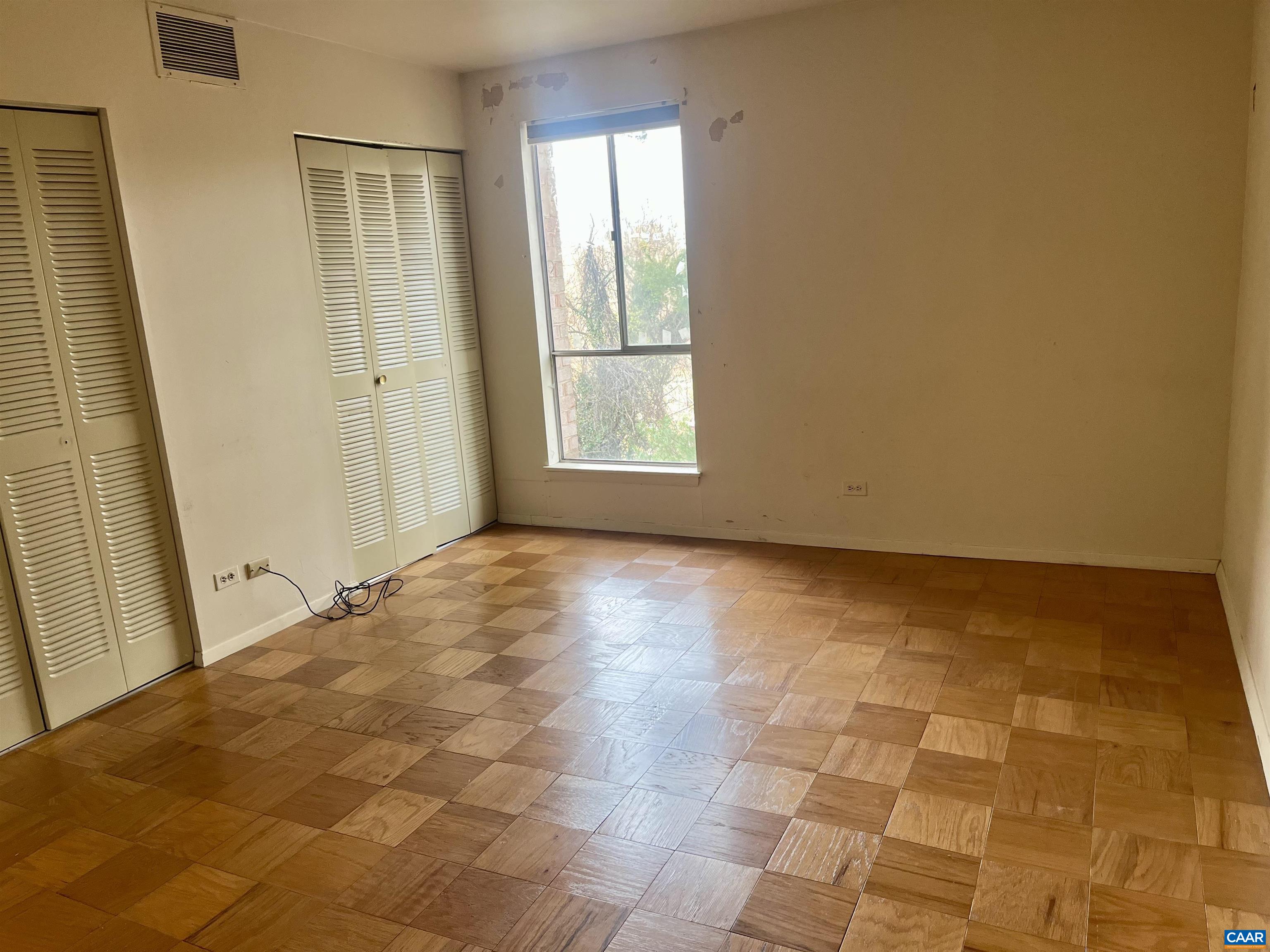 511 N FIRST ST Unit: 201