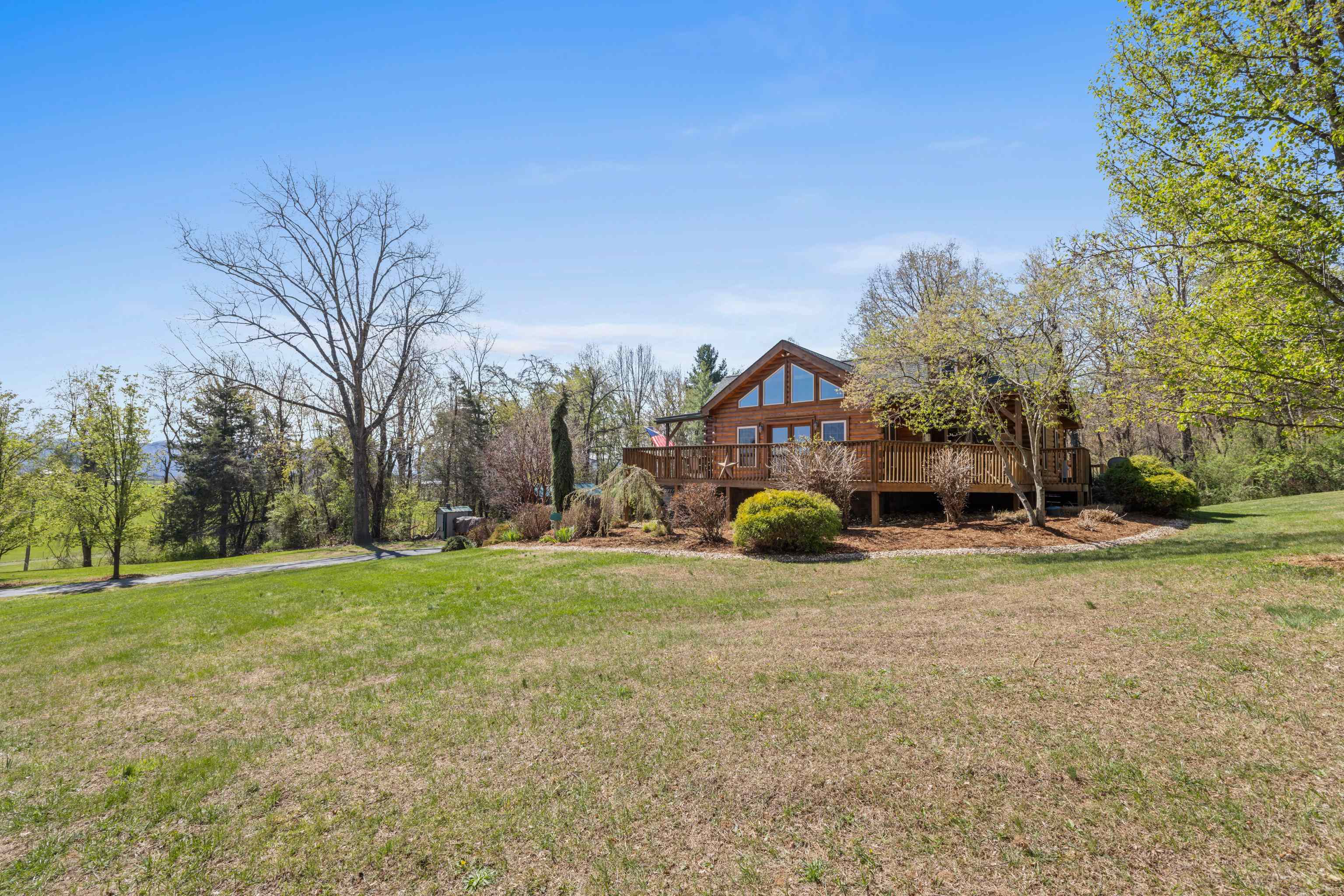 115 SPRING CROSSING LN