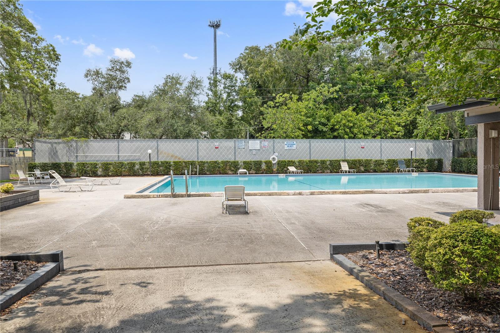 14727 NORWOOD OAKS DR #204