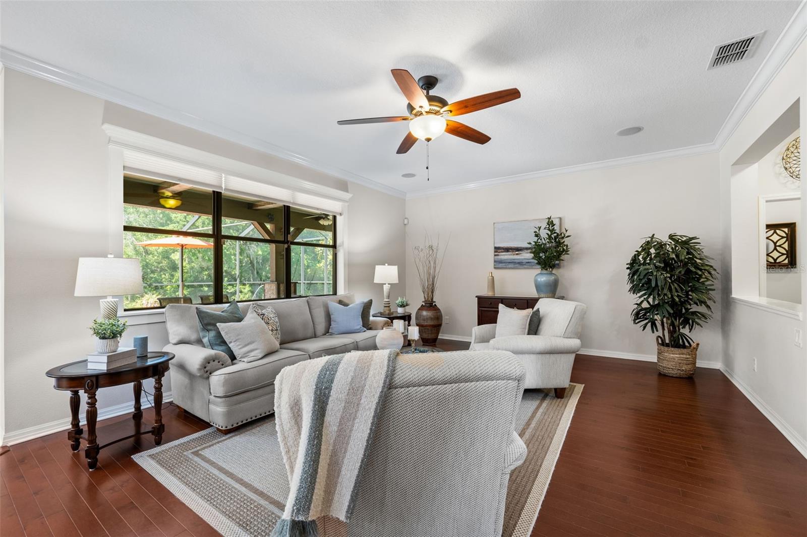 21632 PEARL CRESCENT CT