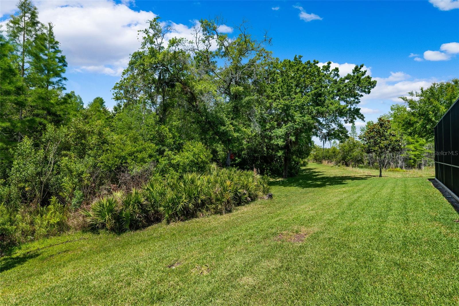 21632 PEARL CRESCENT CT