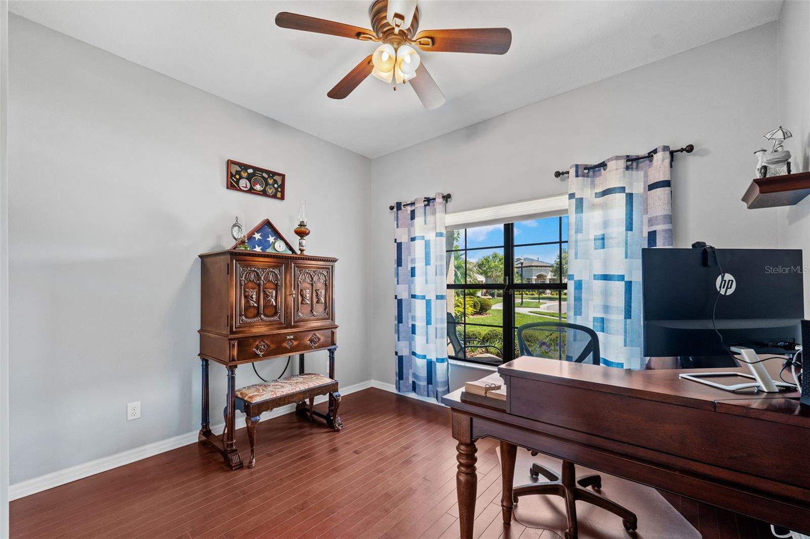 21632 PEARL CRESCENT CT