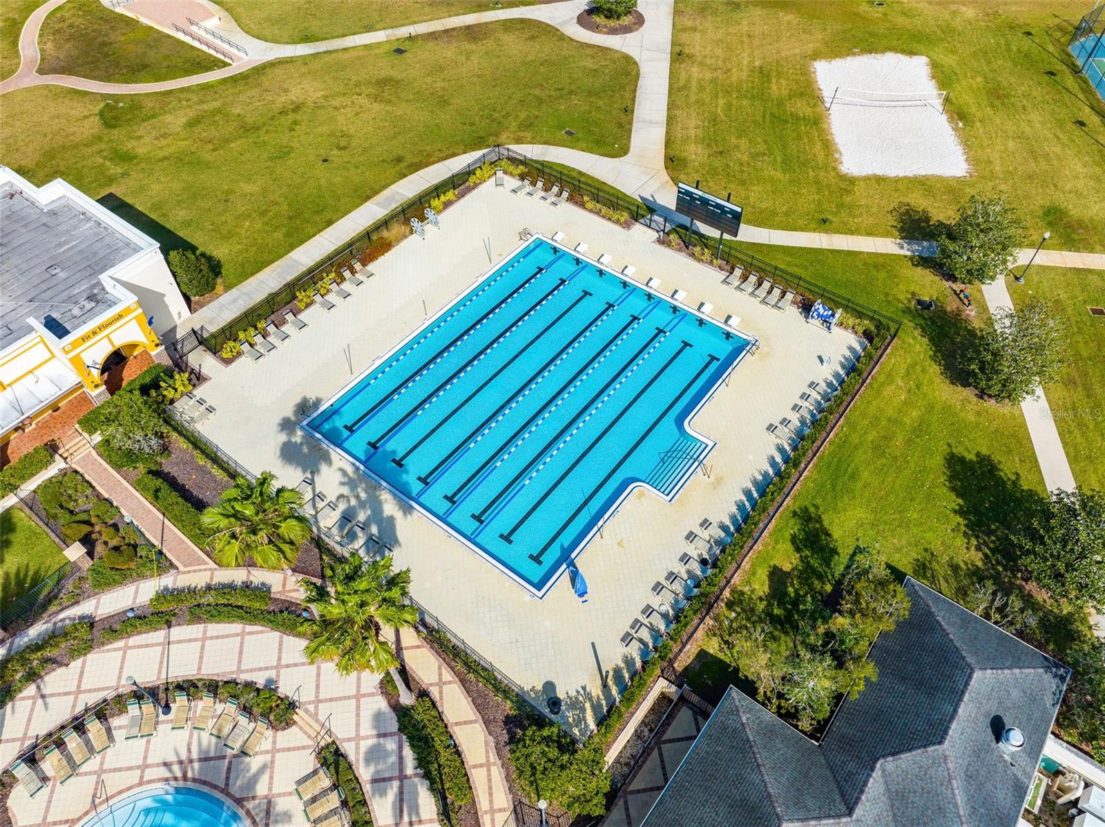 21632 PEARL CRESCENT CT