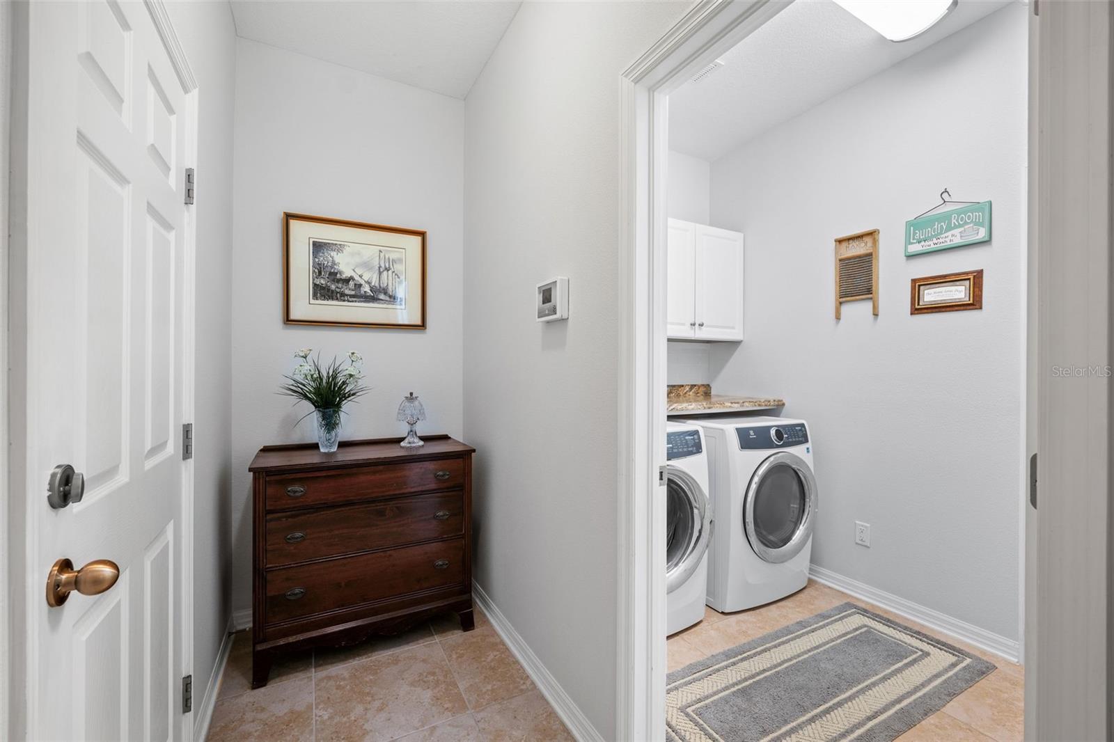 21632 PEARL CRESCENT CT