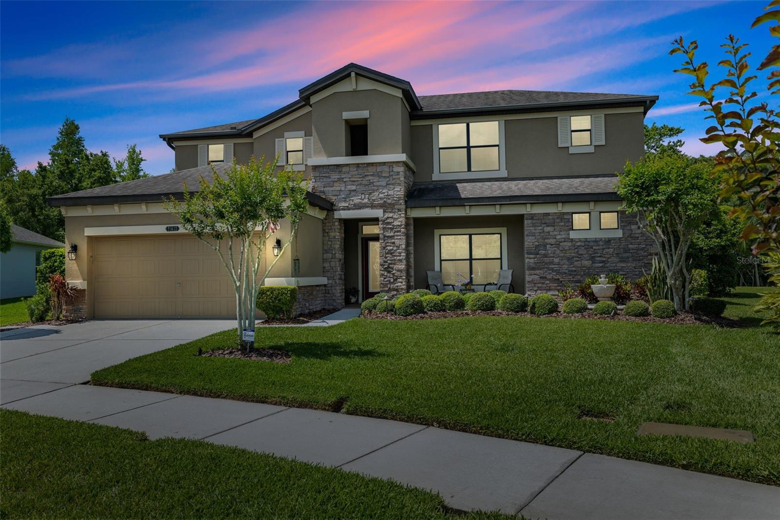 21632 PEARL CRESCENT CT