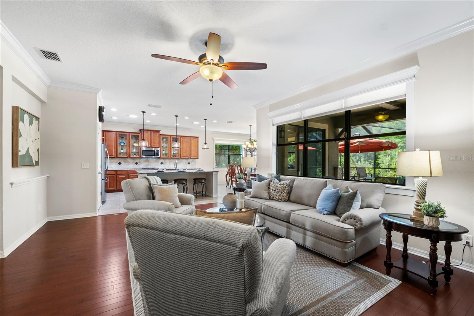 21632 PEARL CRESCENT CT