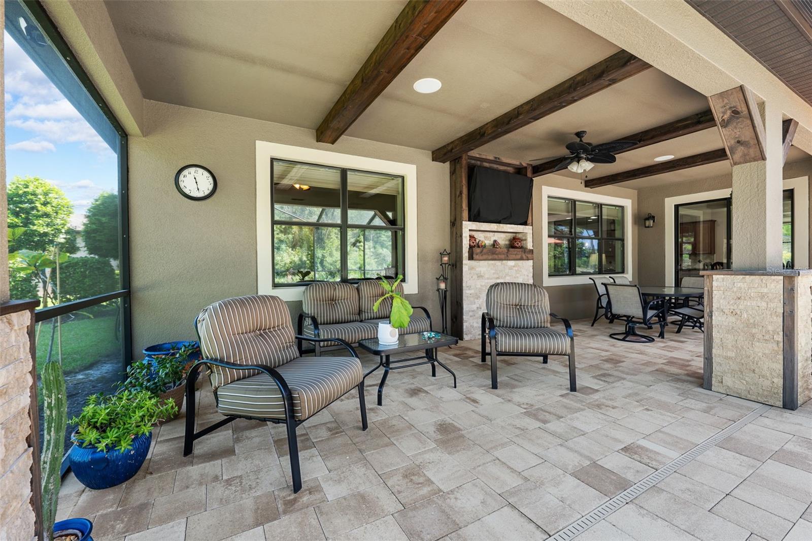 21632 PEARL CRESCENT CT