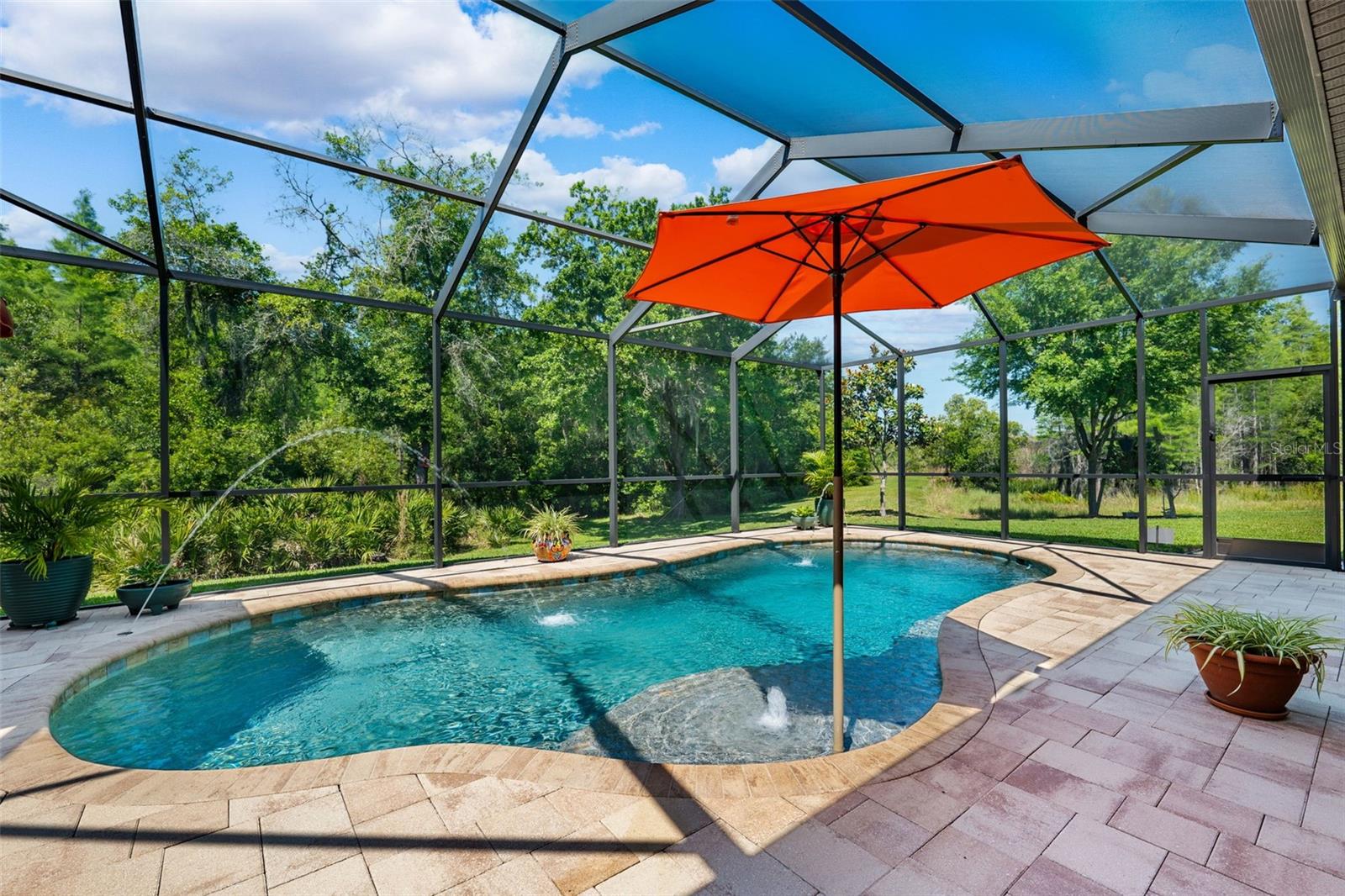 21632 PEARL CRESCENT CT