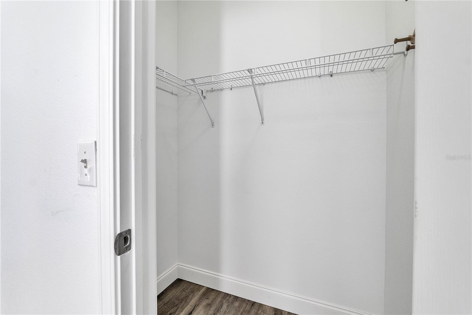 15838 FISHHAWK FALLS DR