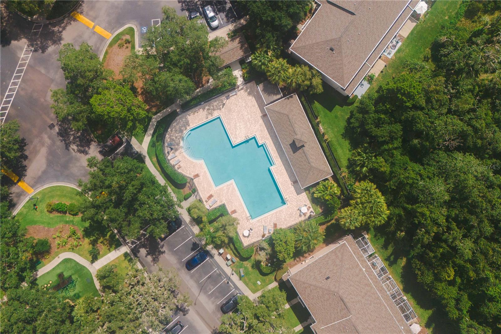 15838 FISHHAWK FALLS DR