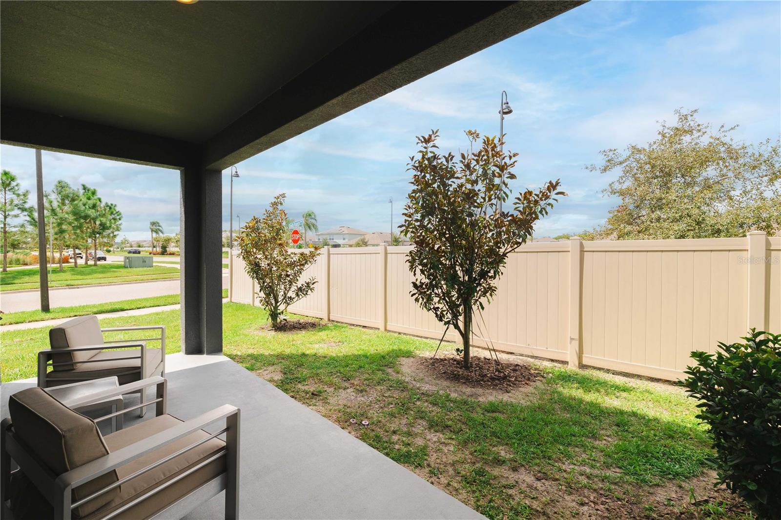 2669 SUNCOAST BLEND DR