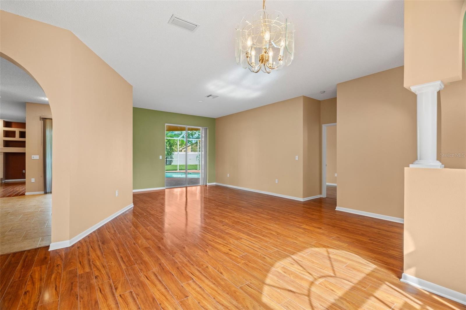 1878 EAGLE TRACE BLVD