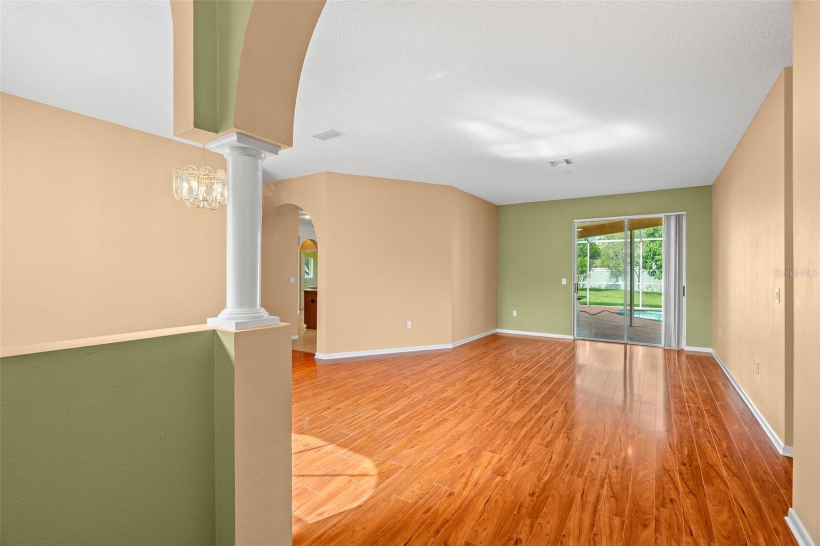 1878 EAGLE TRACE BLVD