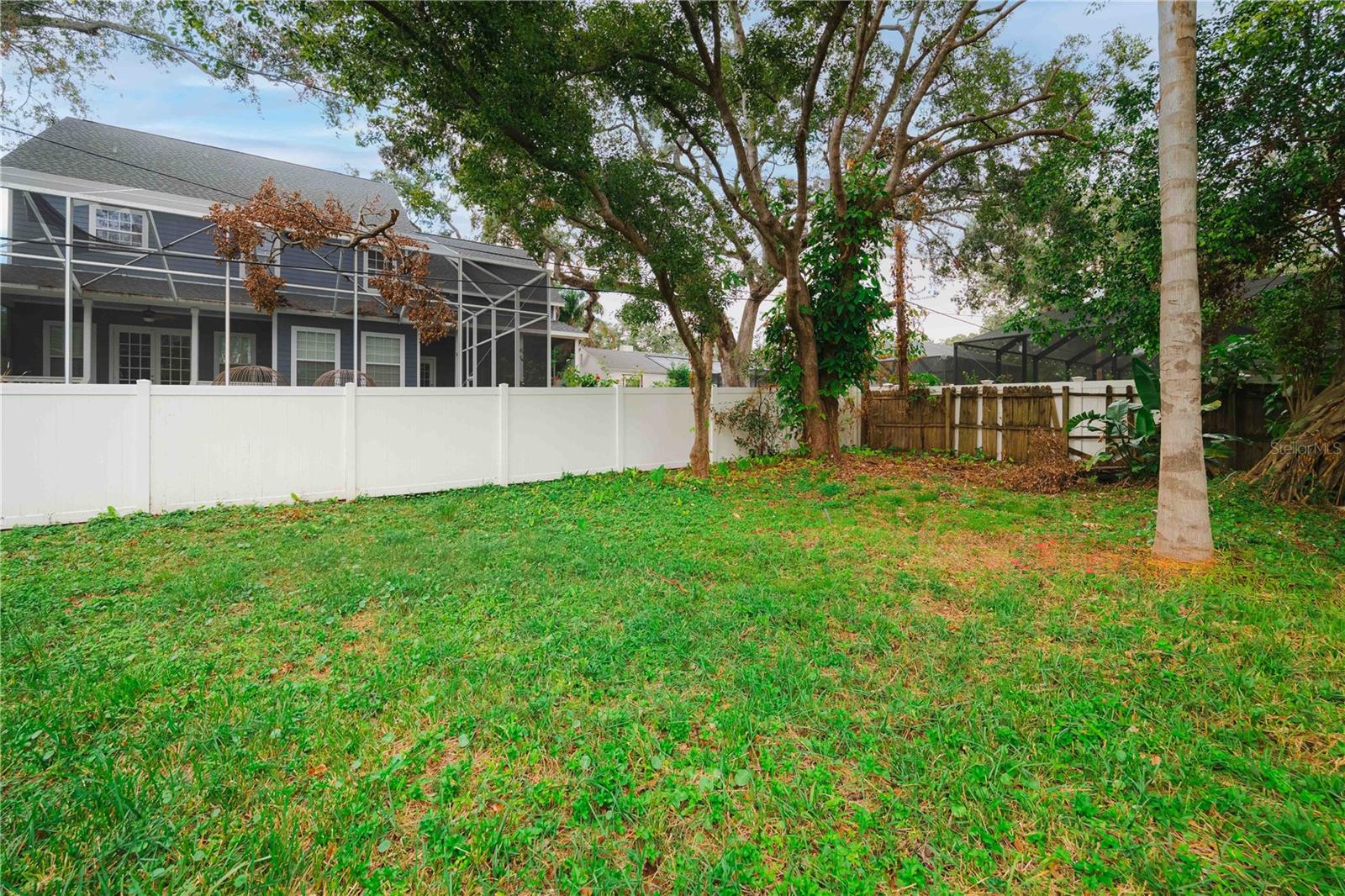 4615 S WOODLYNNE AVE