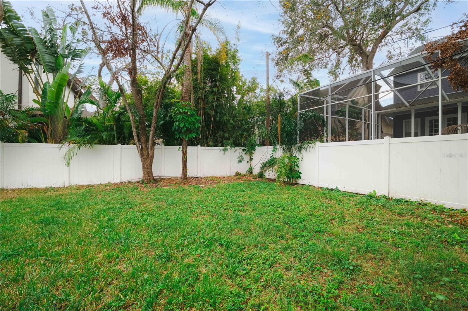 4615 S WOODLYNNE AVE