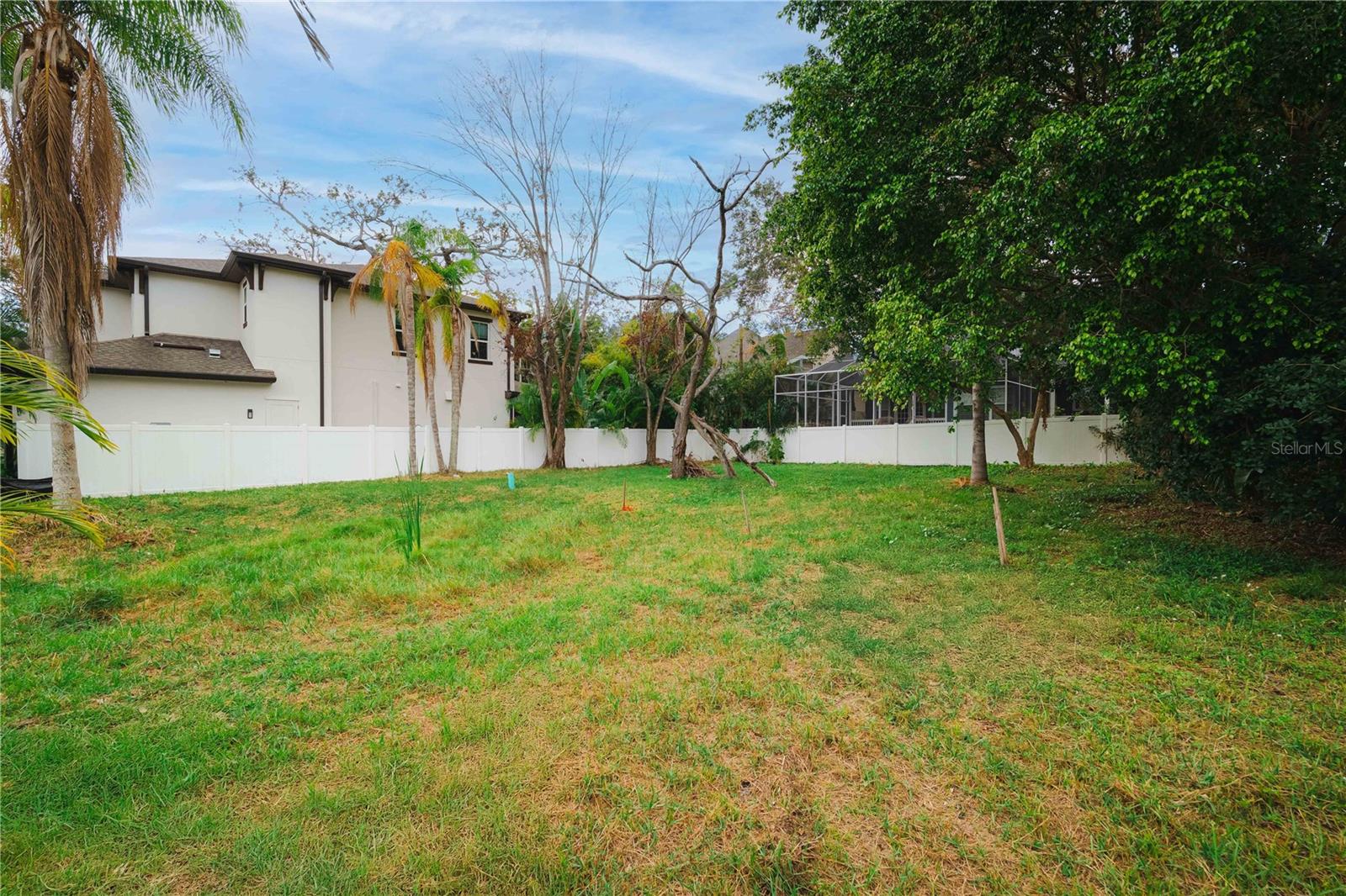 4615 S WOODLYNNE AVE