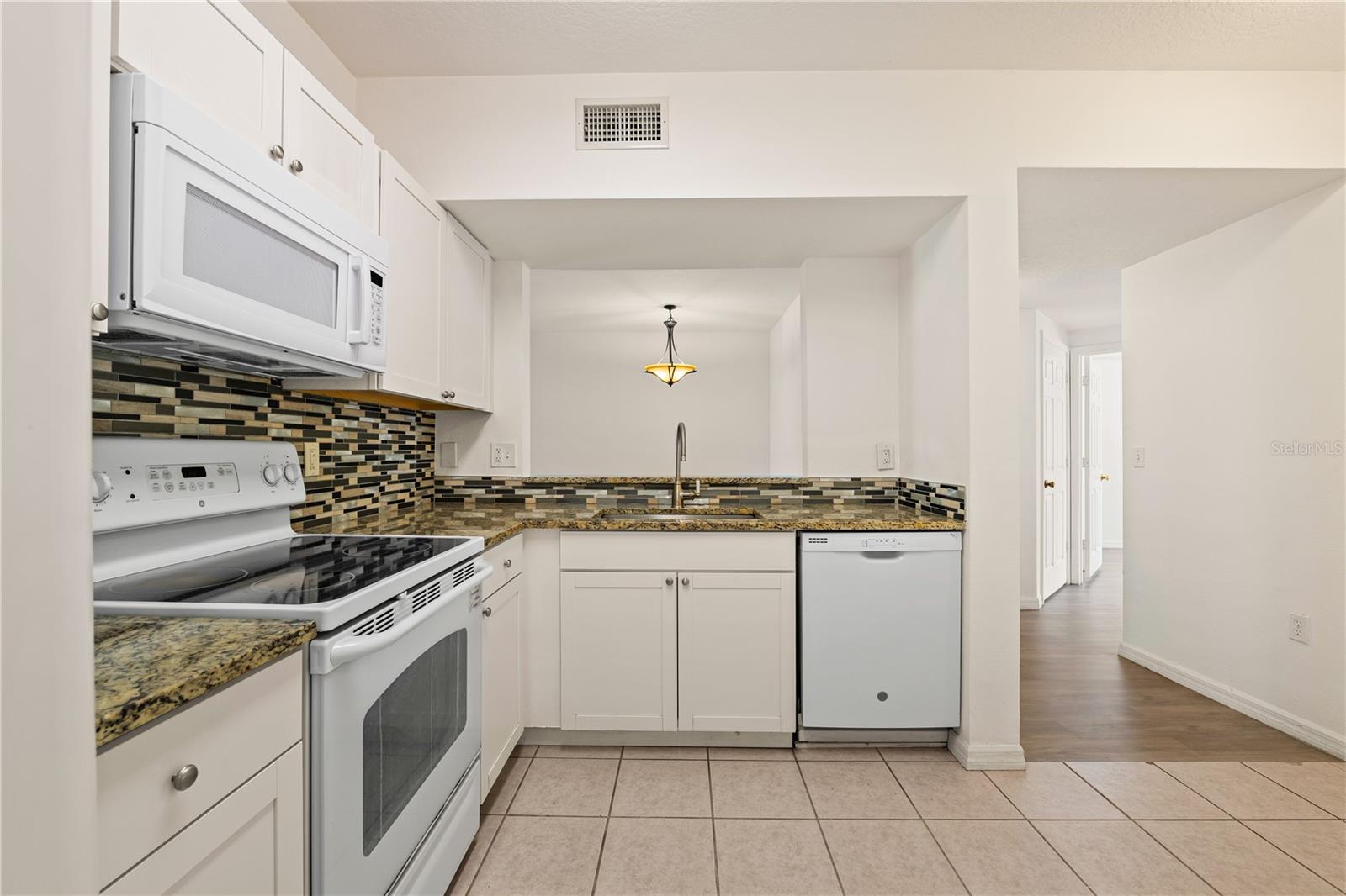 6434 CYPRESSDALE DR #102