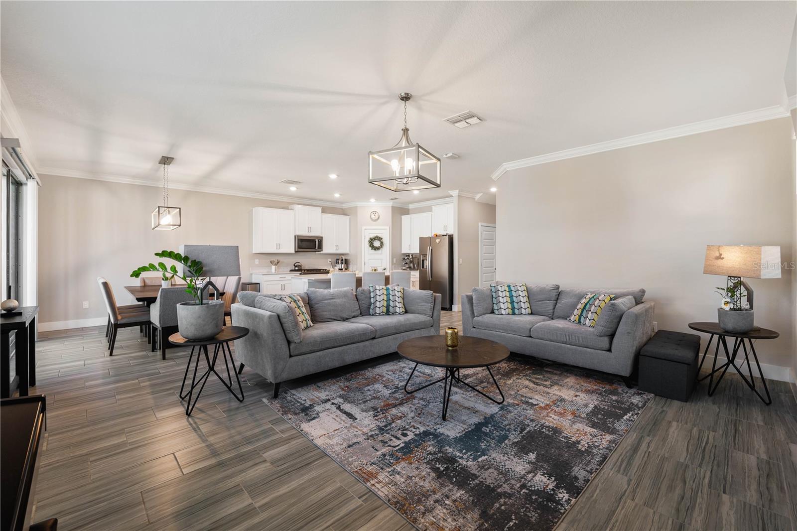 8609 WINNING FIELDS RD